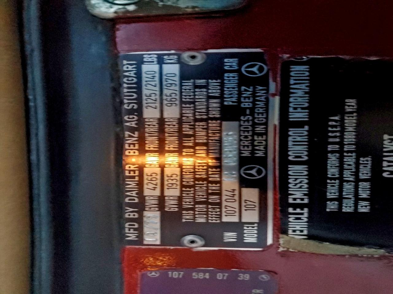 1980 Mercedes Benz 450 Red vin: 10704412058935