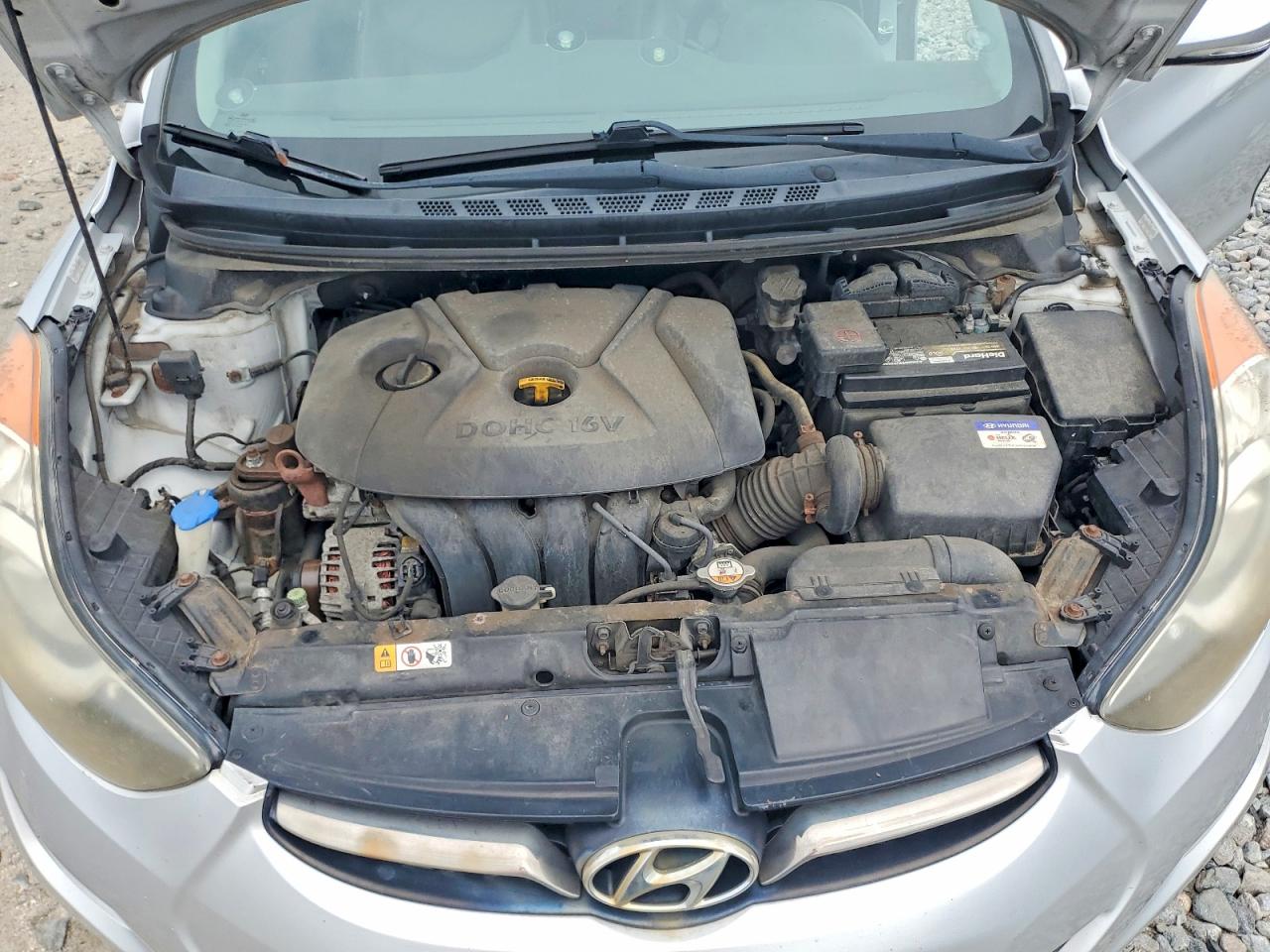 2013 Hyundai Elantra Limited Silver vin: KMHDH4AE6DU689502