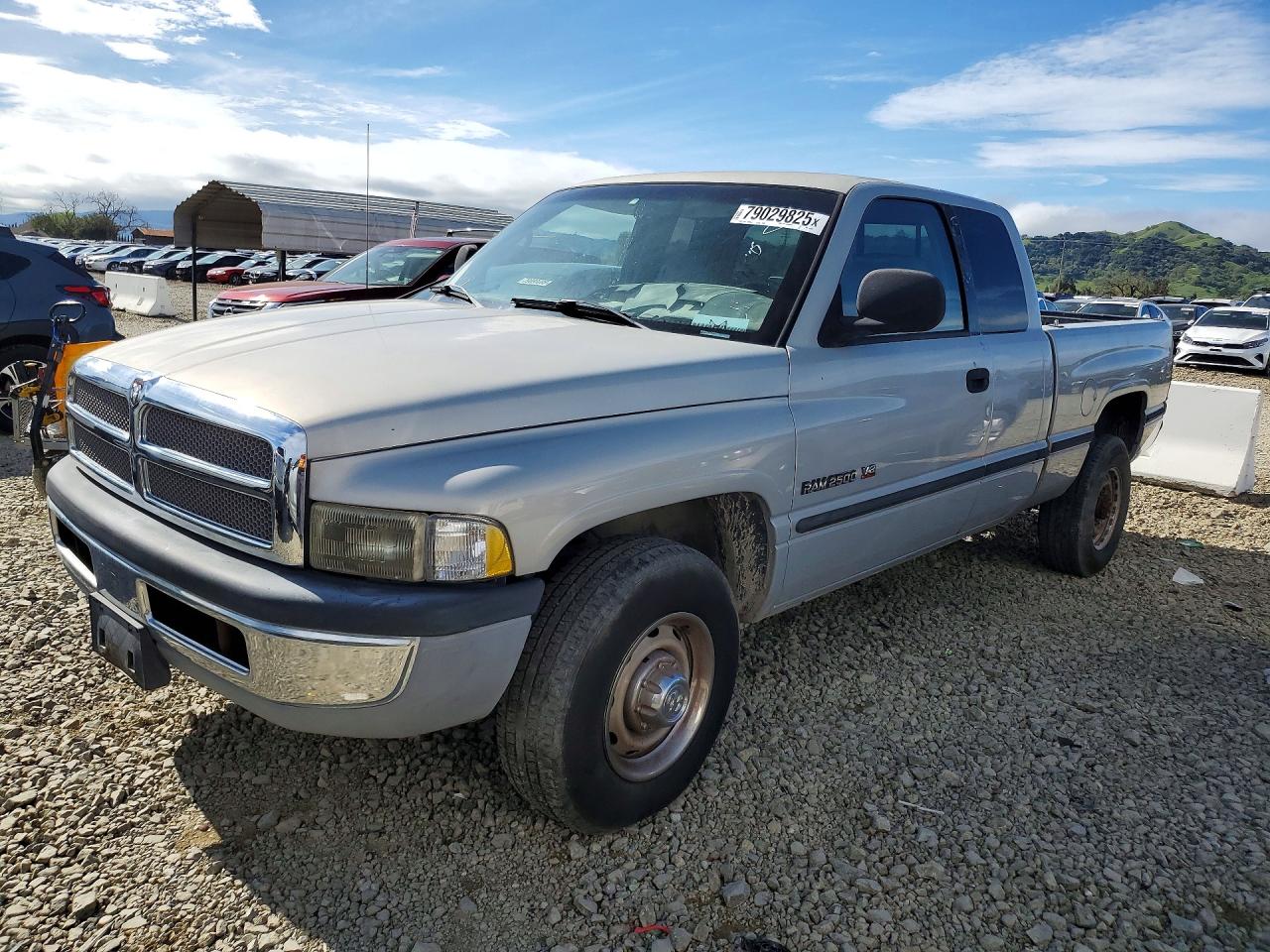 2000 Dodge Ram 2500 Silver vin: 3B7KC23Z7YG147669