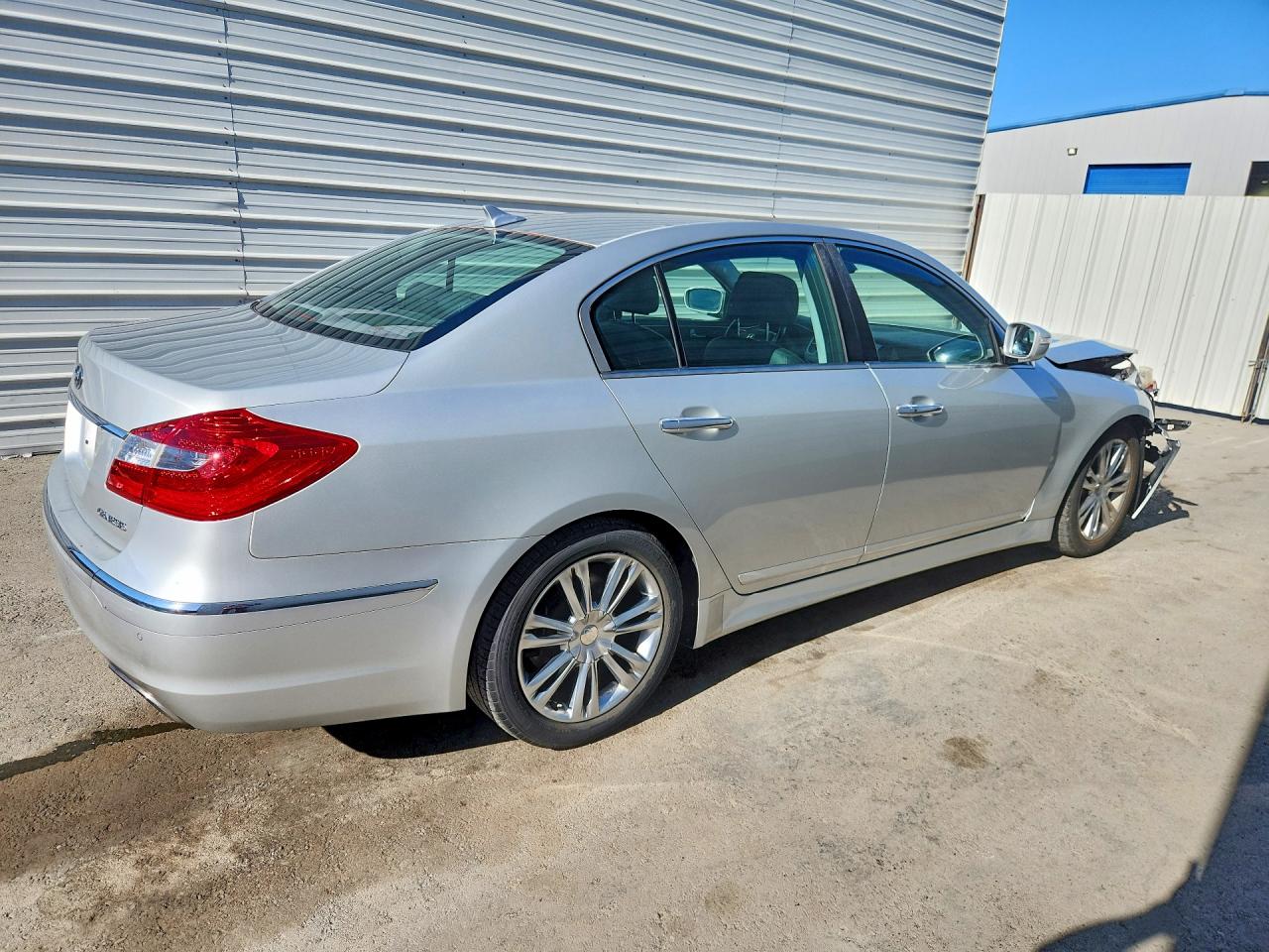 2012 Hyundai Genesis 3.8l Silver vin: KMHGC4DD8CU169833