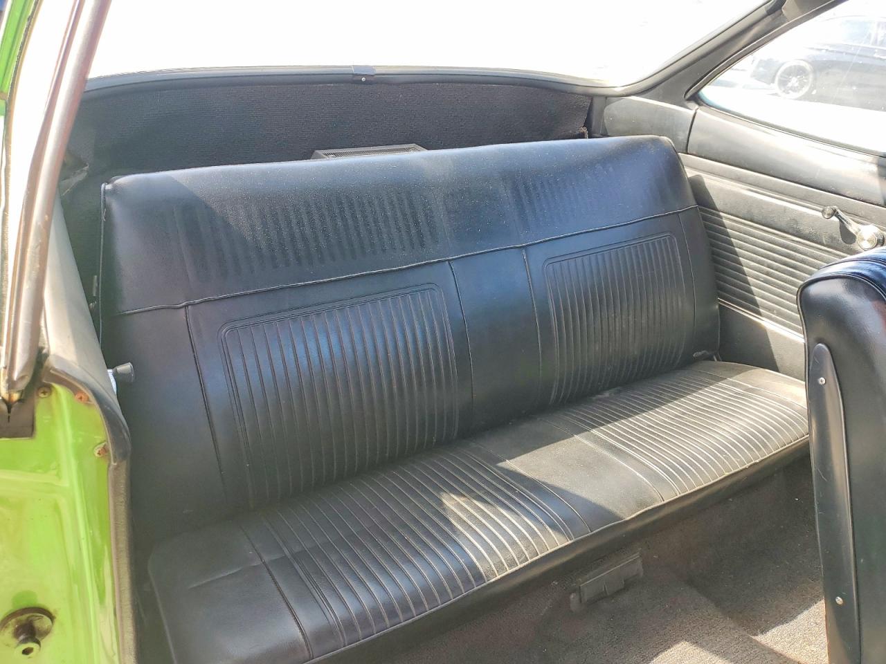 1965 Chevrolet Corvair Sport Coupe Green vin: 107375W139930