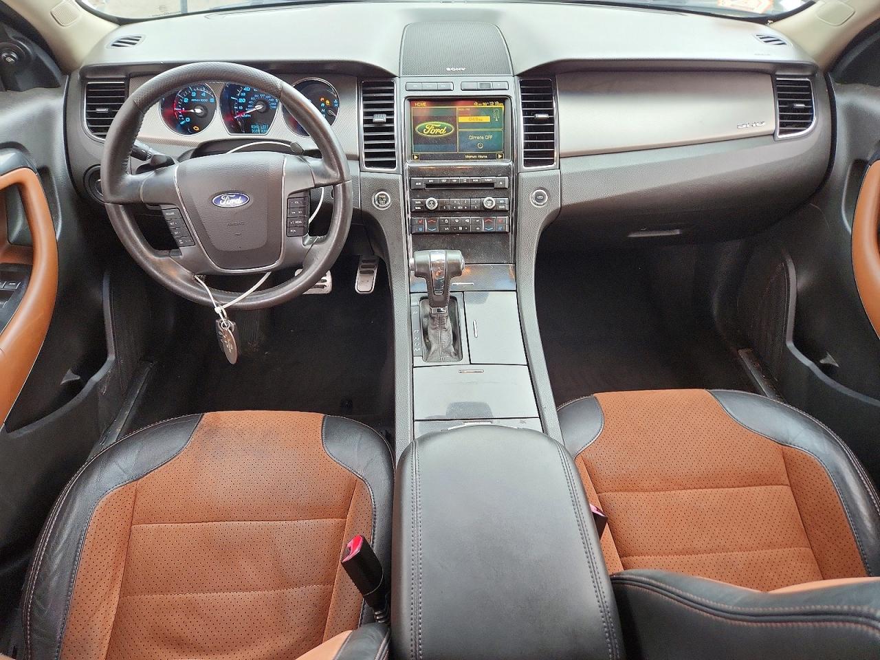2010 Ford Taurus Sho White vin: 1FAHP2KT9AG117365
