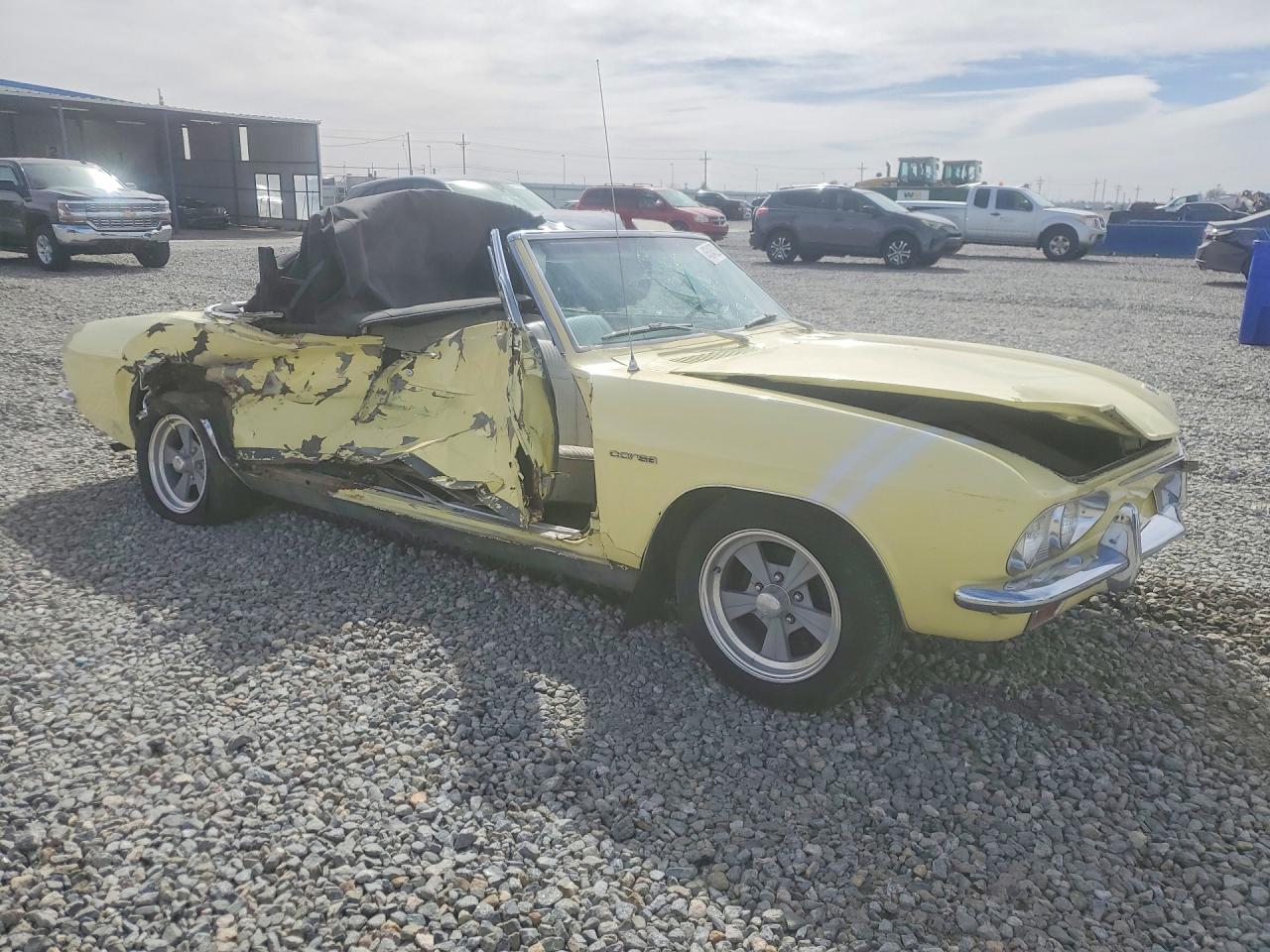 1965 Chevrolet Corvaire Yellow vin: 107675W233449