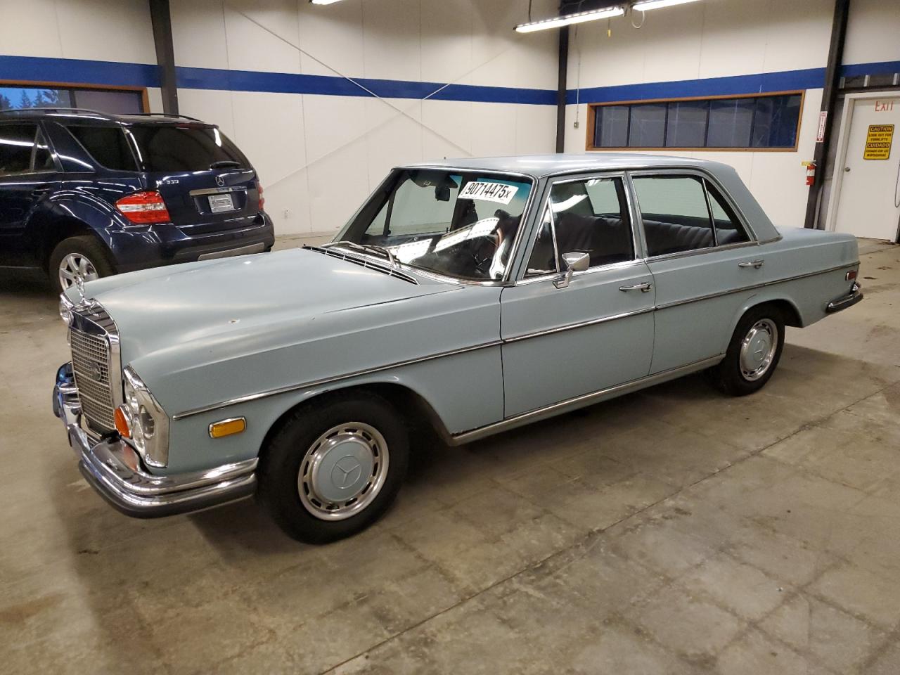 1972 Mercedes Benz 280 Se Blue vin: 10801812081911