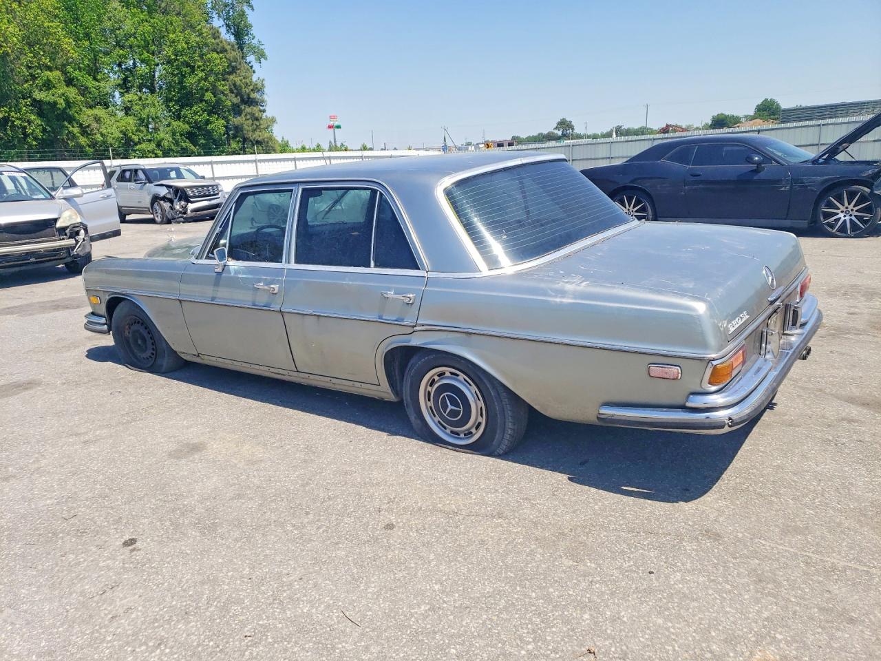 1972 Mercedes-benz 280 Se Silver vin: 10801812091563