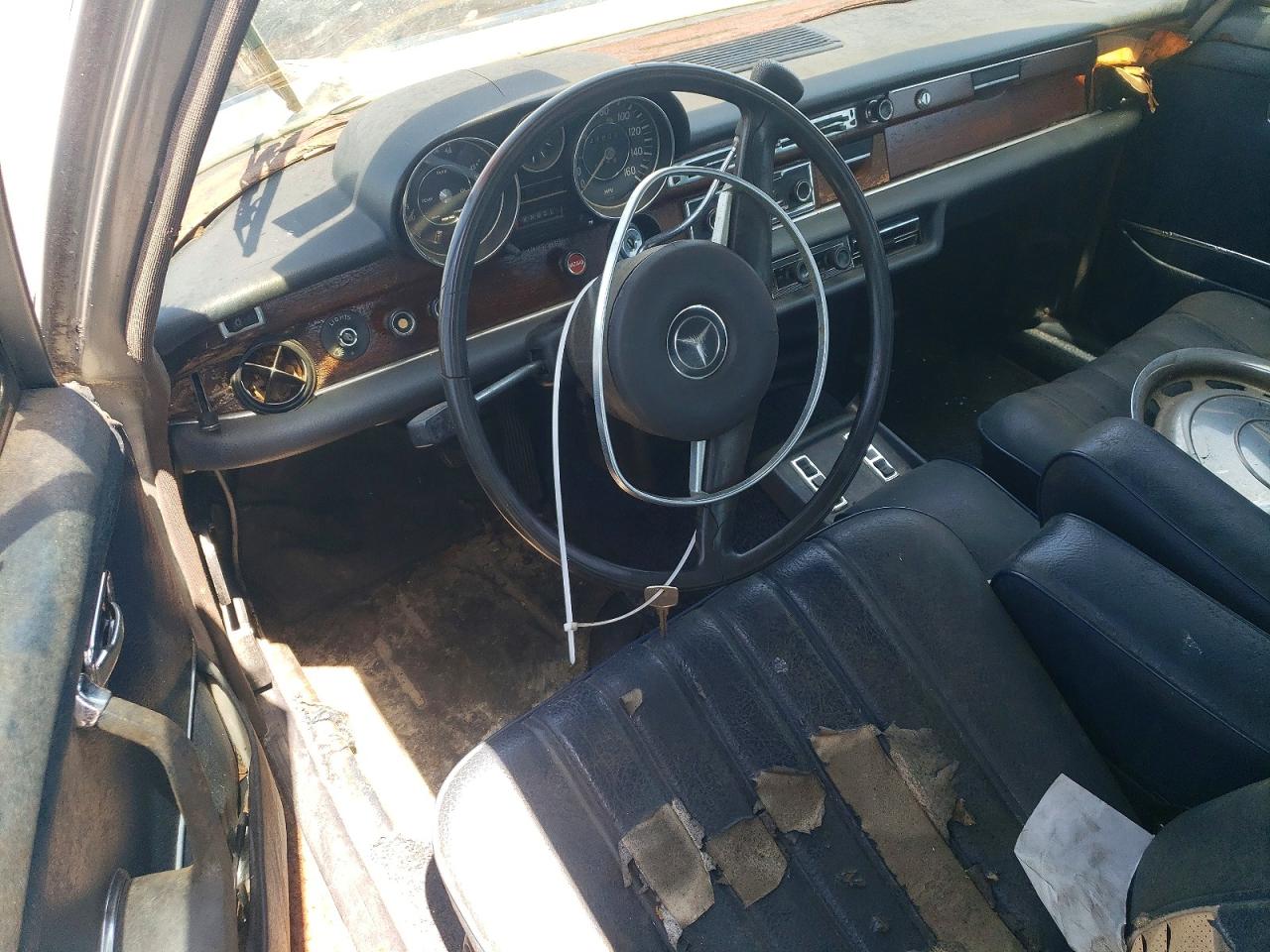 1972 Mercedes-benz 280 Se Silver vin: 10801812091563