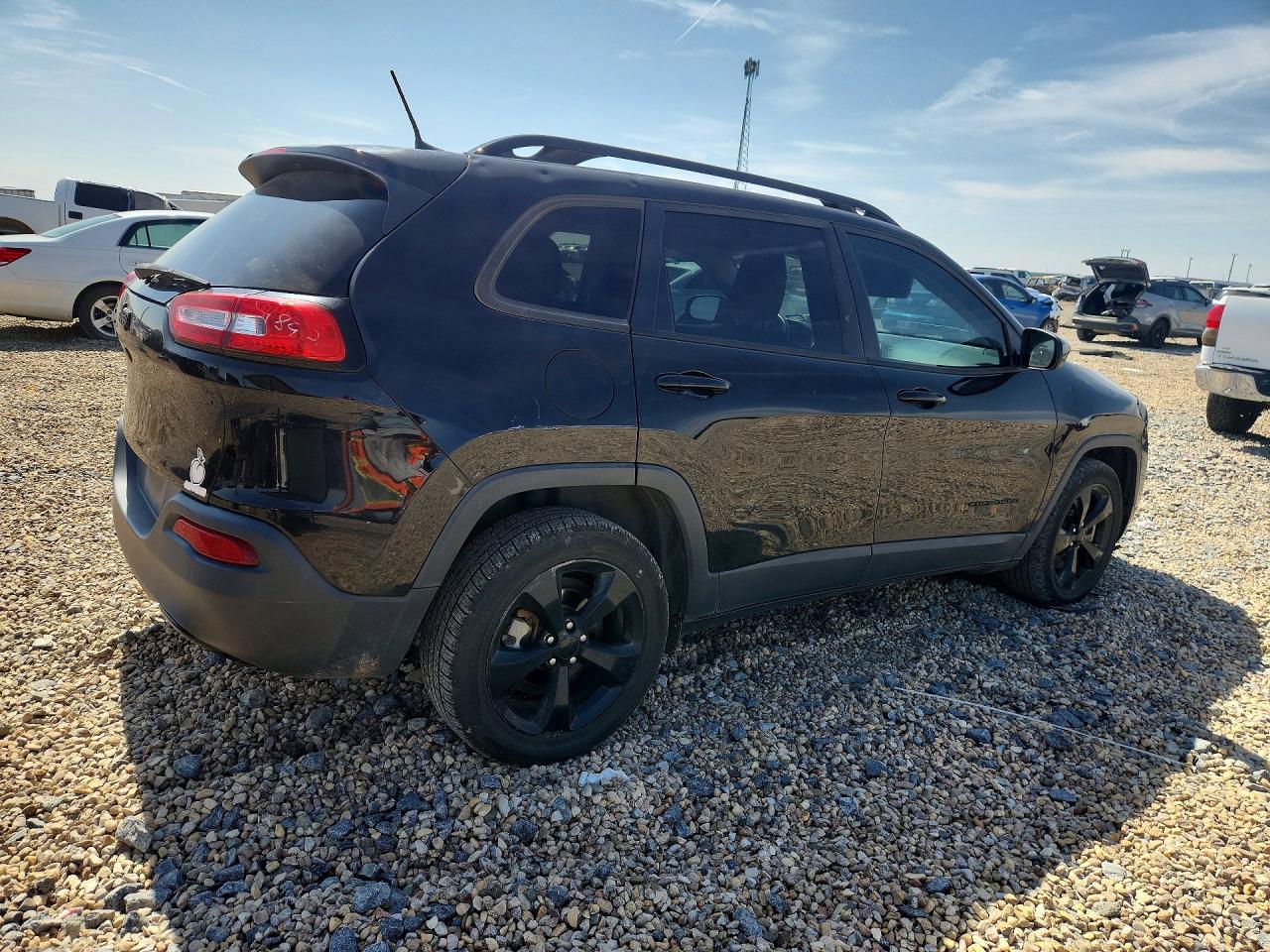 2018 Jeep Cherokee Latitude Black vin: 1C4PJLCB1JD542972