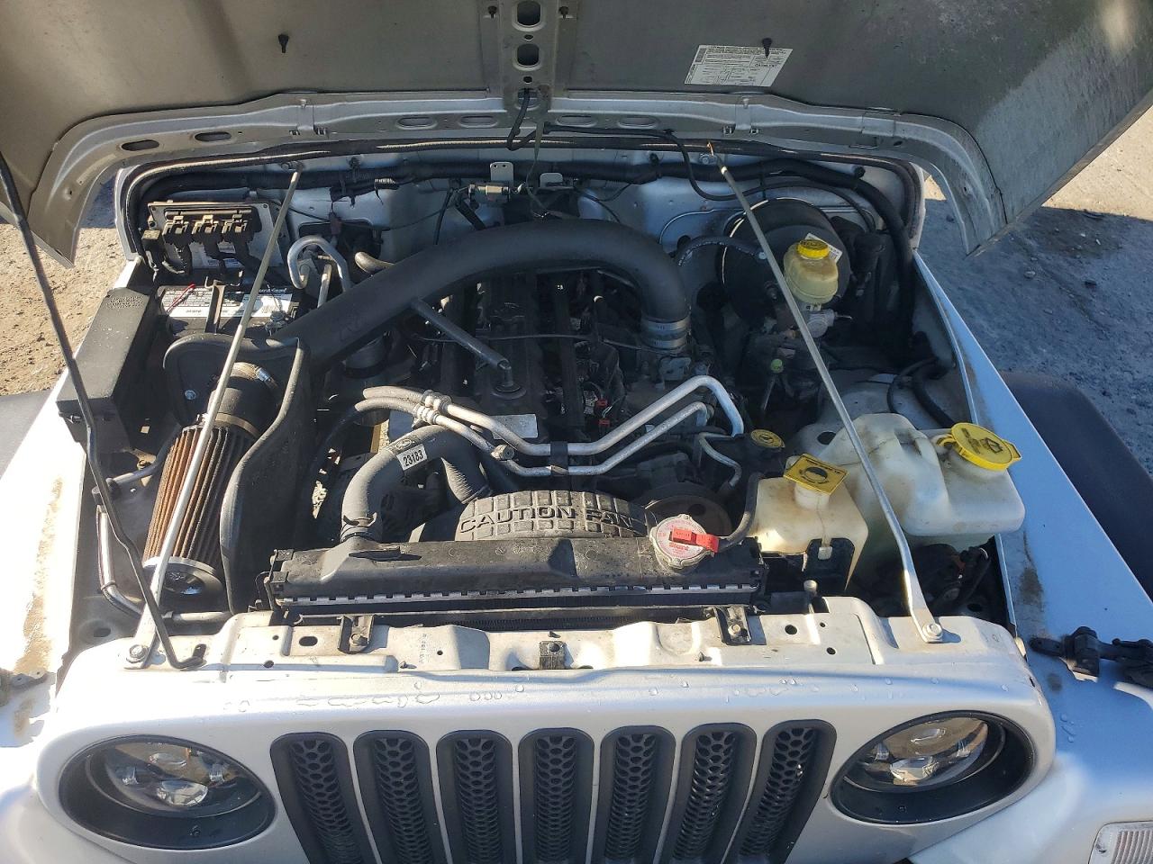 2004 Jeep Wrangler X Silver vin: 1J4FA39S24P797436