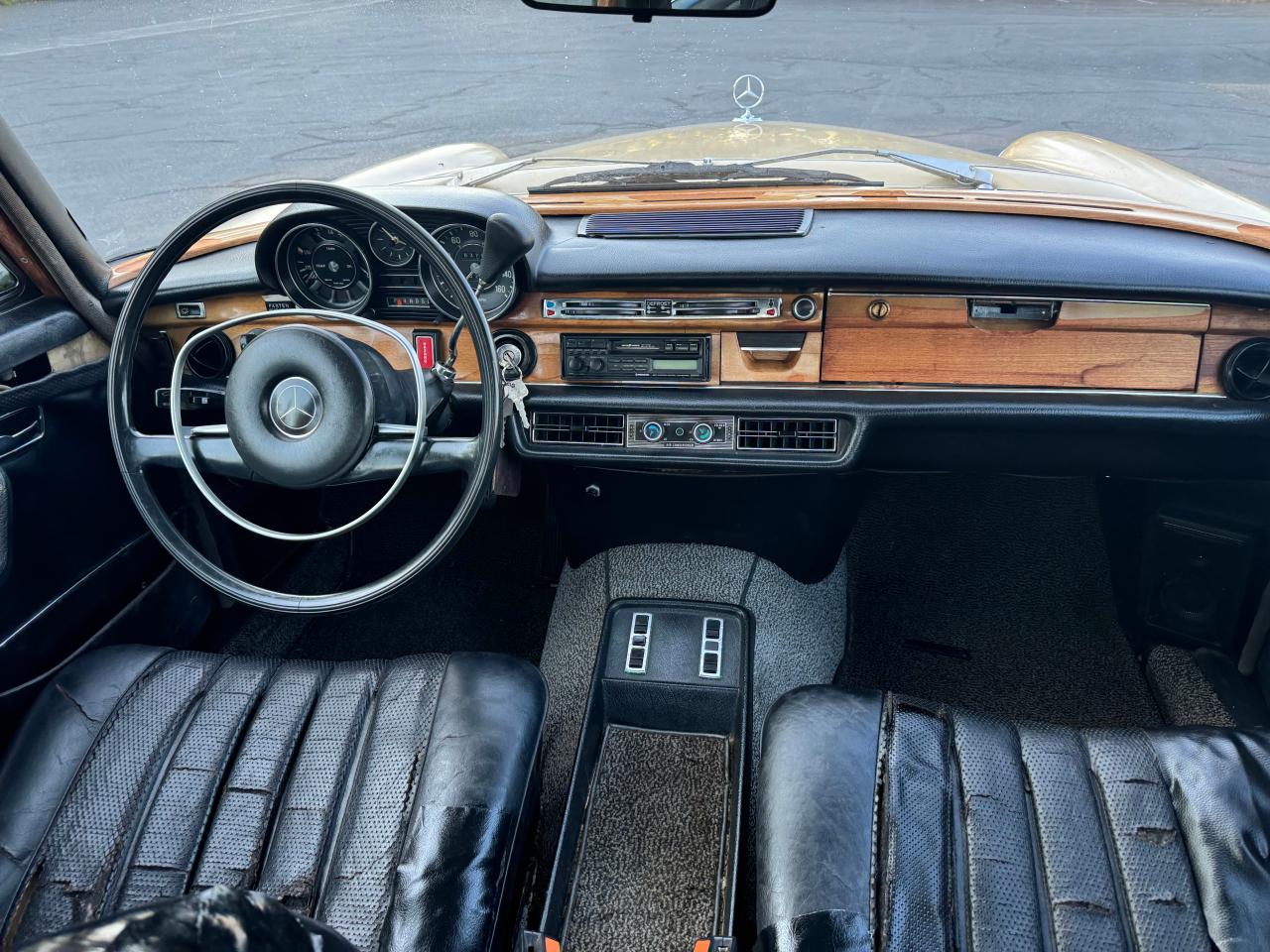1973 Mercedes-benz 280sel 4.5 Tan vin: 10806812018127
