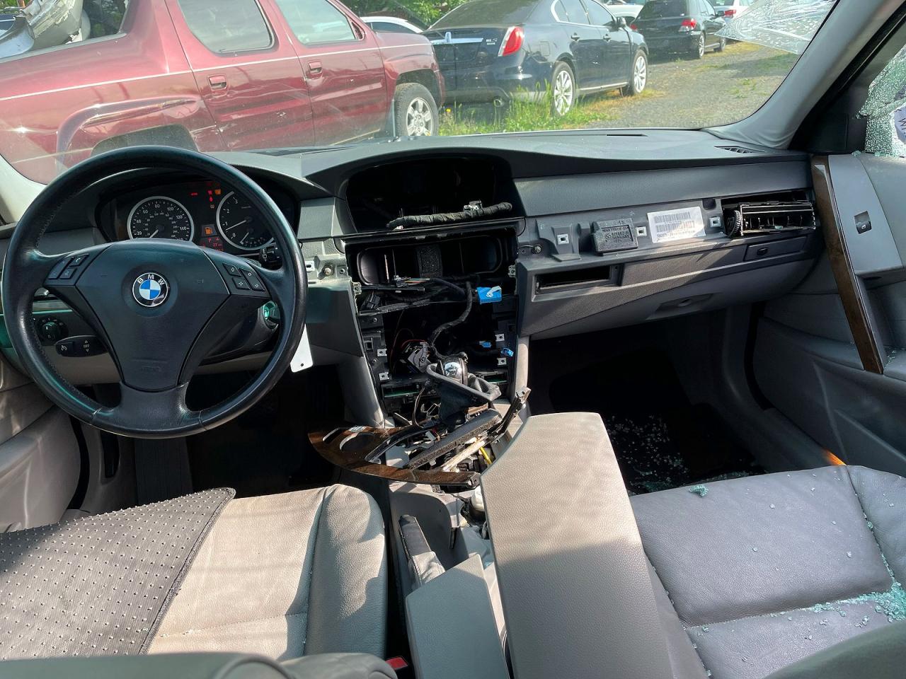 2006 Bmw 530 I Silver vin: WBANE73536CM34294