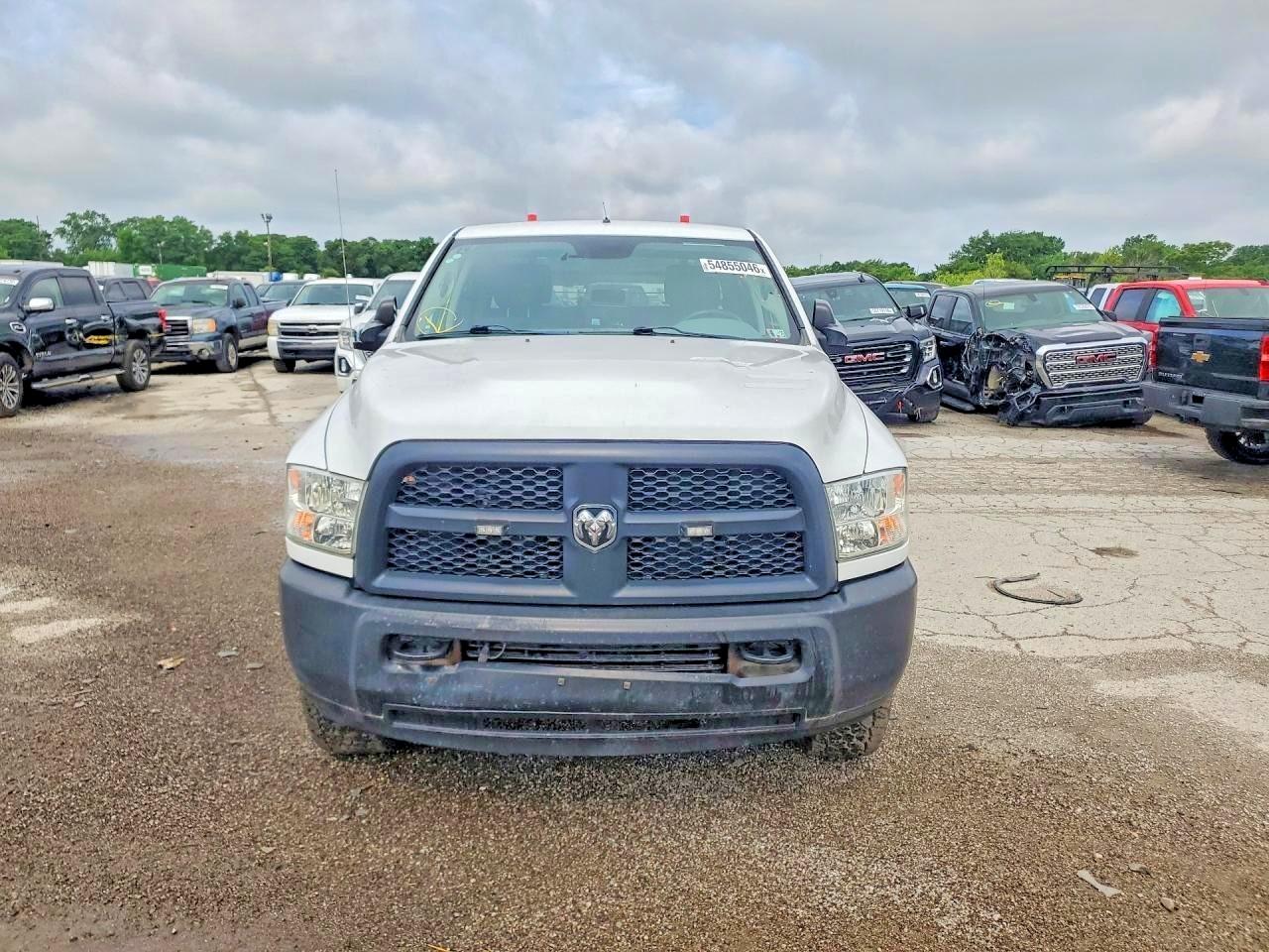 2014 Ram 2500 St White vin: 3C6TR5CT5EG207628