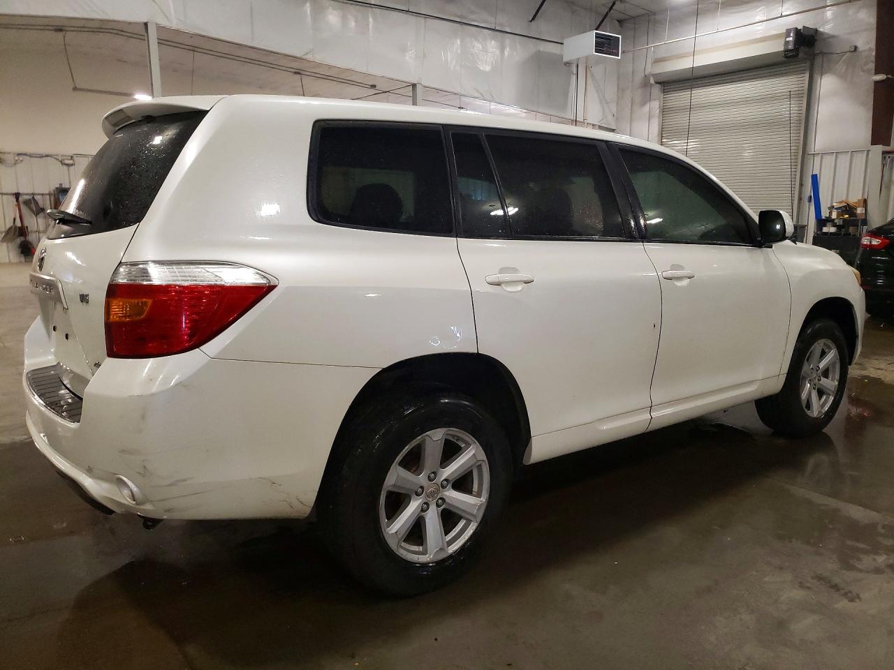 2008 Toyota Highlander Base White vin: JTEES41A882038862