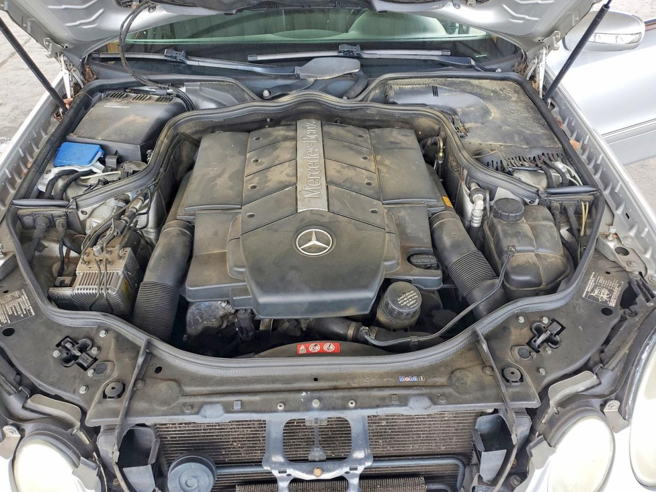 2005 Mercedes-benz E 500 Серебряный vin: WDBUF70J65A694193