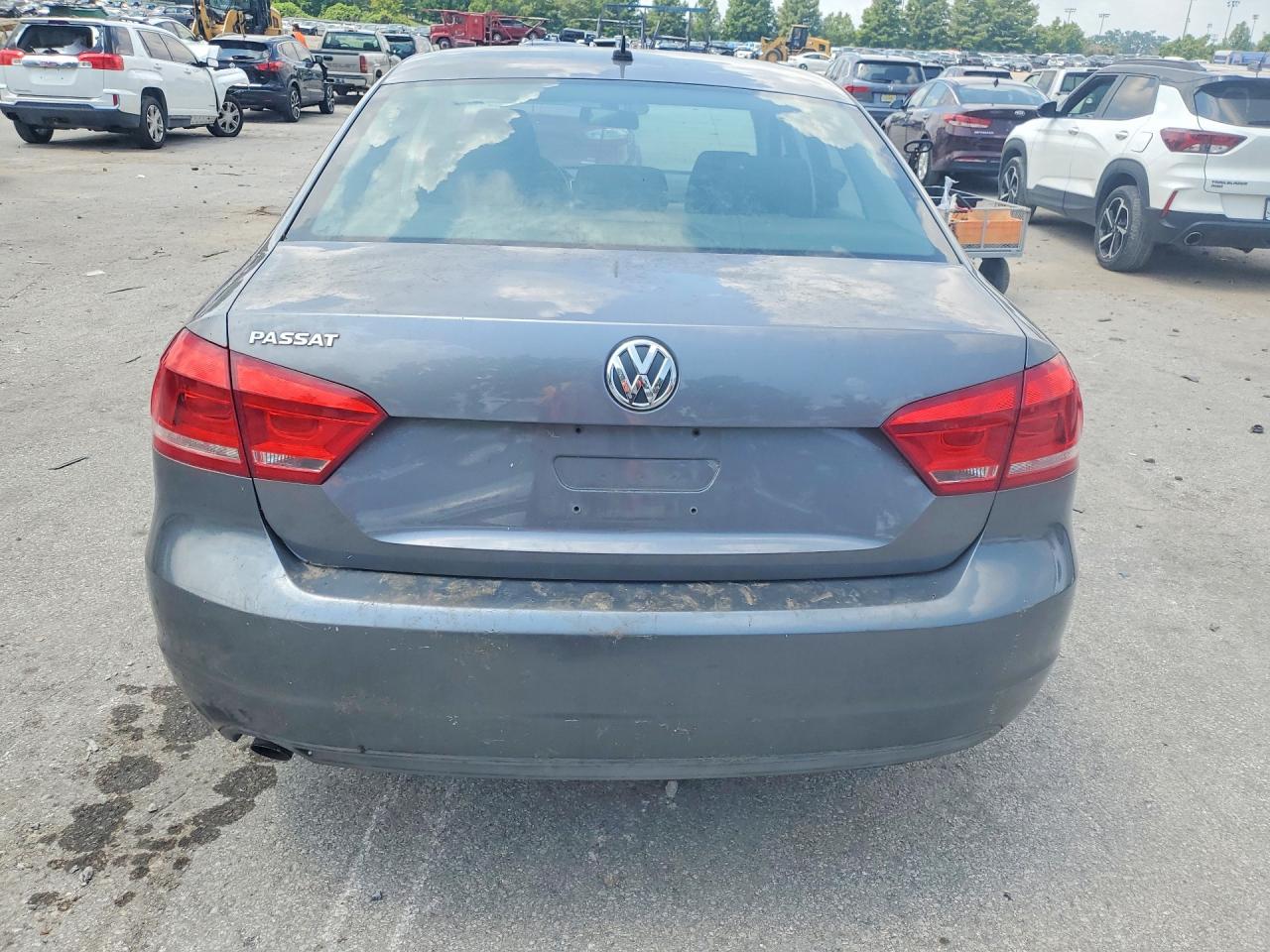 2012 Volkswagen Passat S Charcoal vin: 1VWAP7A37CC082939