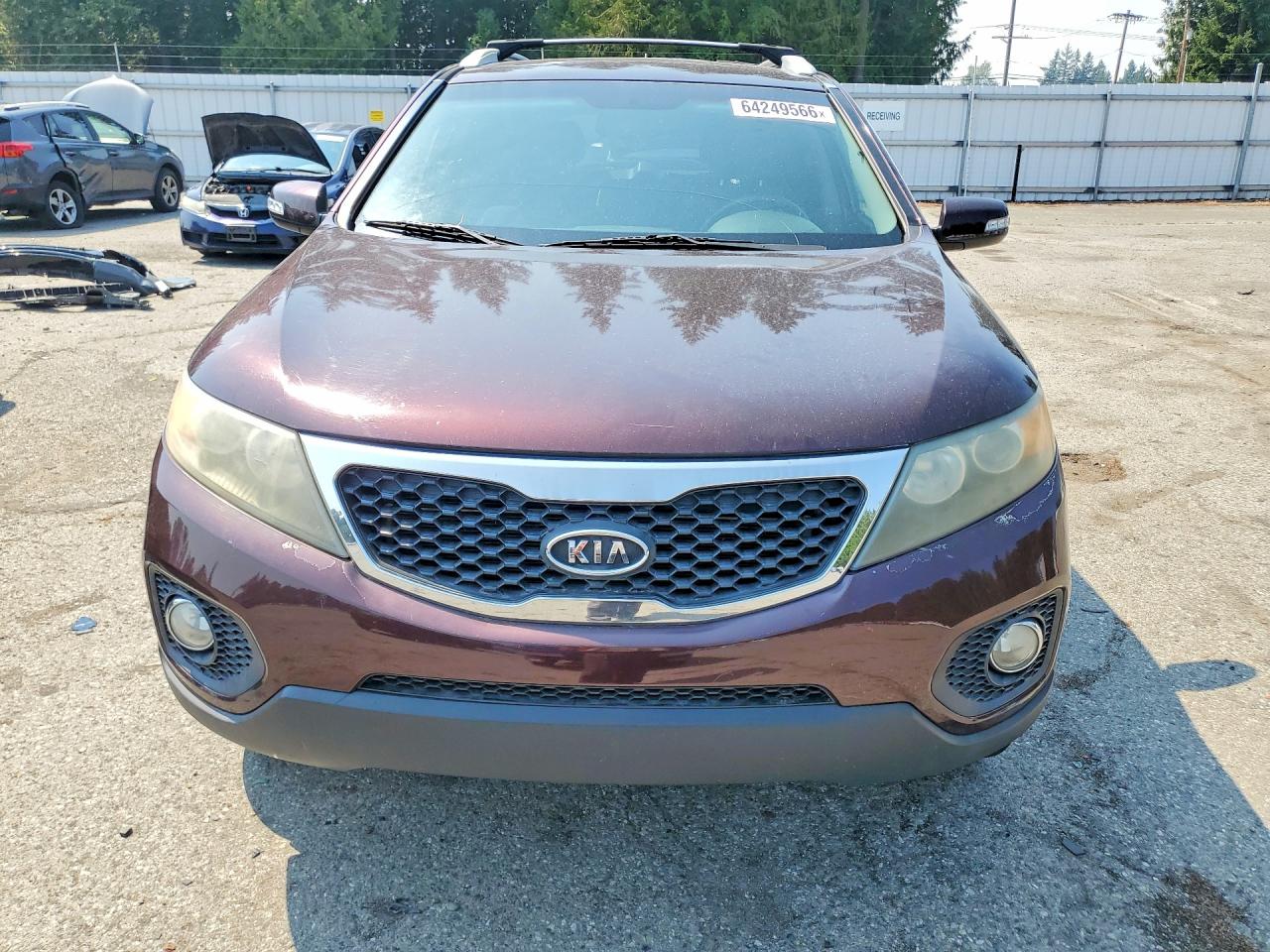 2012 Kia Sorento Lx Maroon vin: 5XYKT3A64CG222057