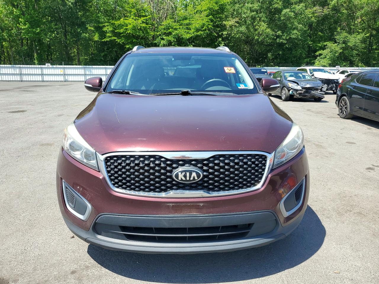 2017 Kia Sorento Lx V6 Burgundy vin: 5XYPGDA58HG234789