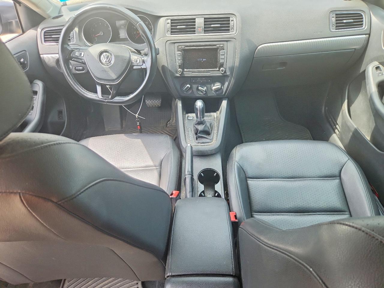 2015 Volkswagen Jetta Se Blue vin: 3VWD17AJ0FM334319
