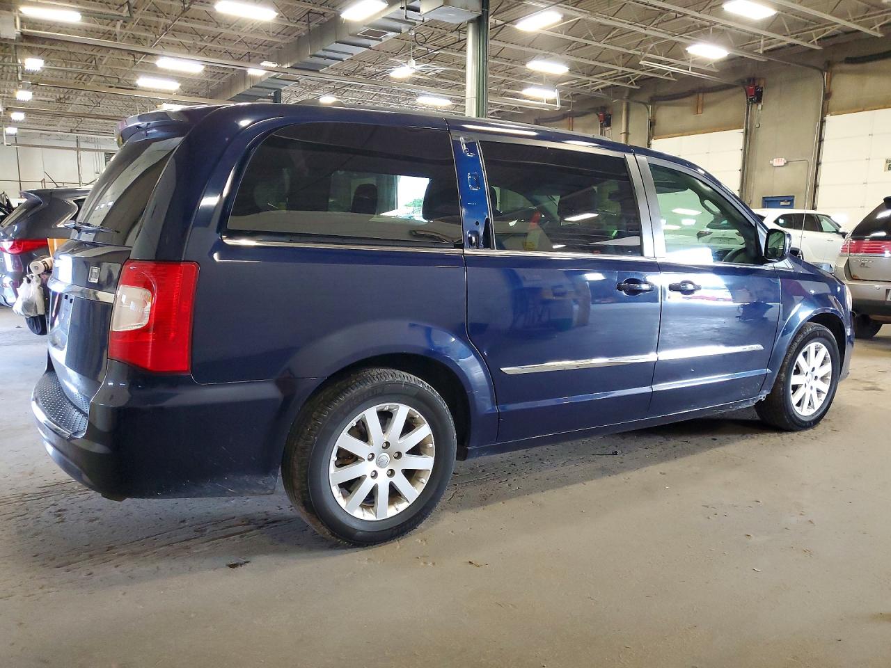 2015 Chrysler Town & Country Touring Blue vin: 2C4RC1BG8FR645153