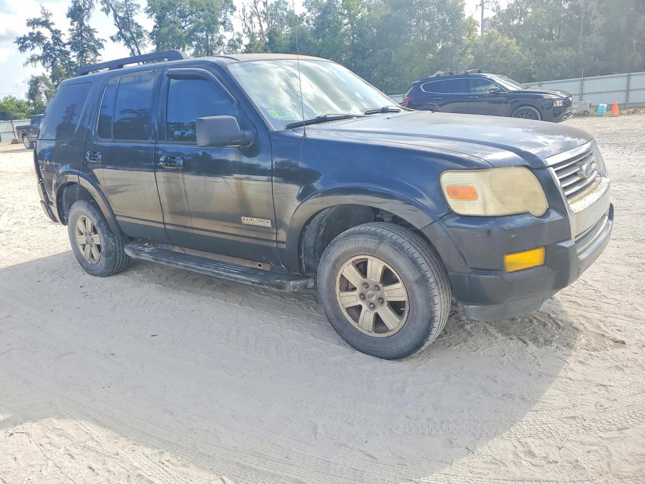 2007 Ford Explorer Xlt Black vin: 1FMEU63E27UB08350