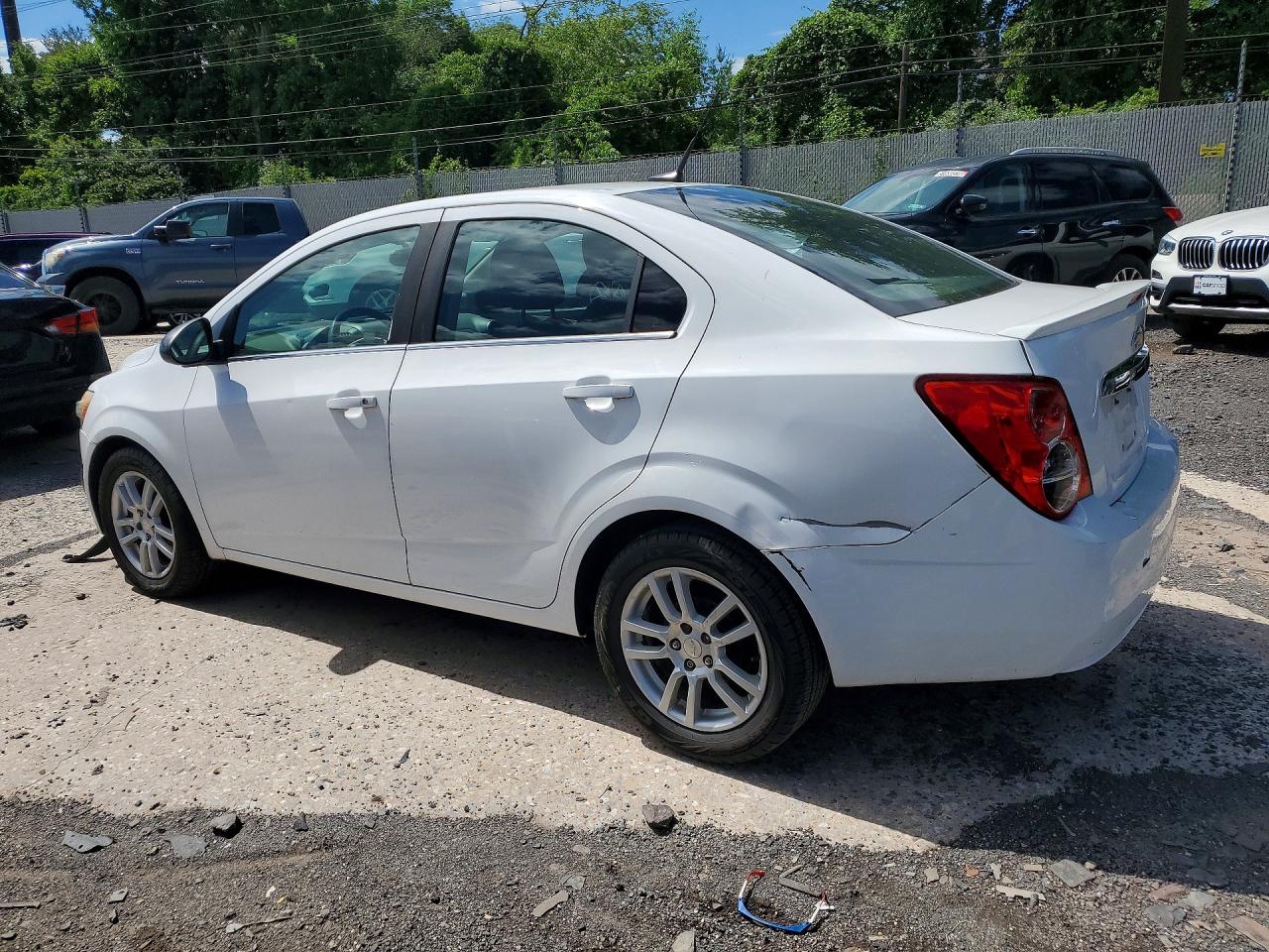 2014 Chevrolet Sonic Lt White vin: 1G1JC5SH6E4235541