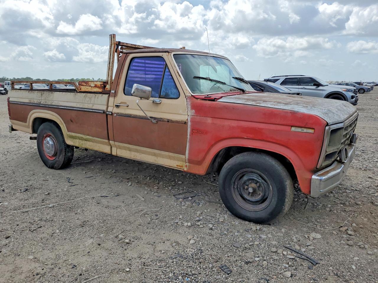 1985 Ford F150 Коричневый vin: 1FTCF15FXFPA46899