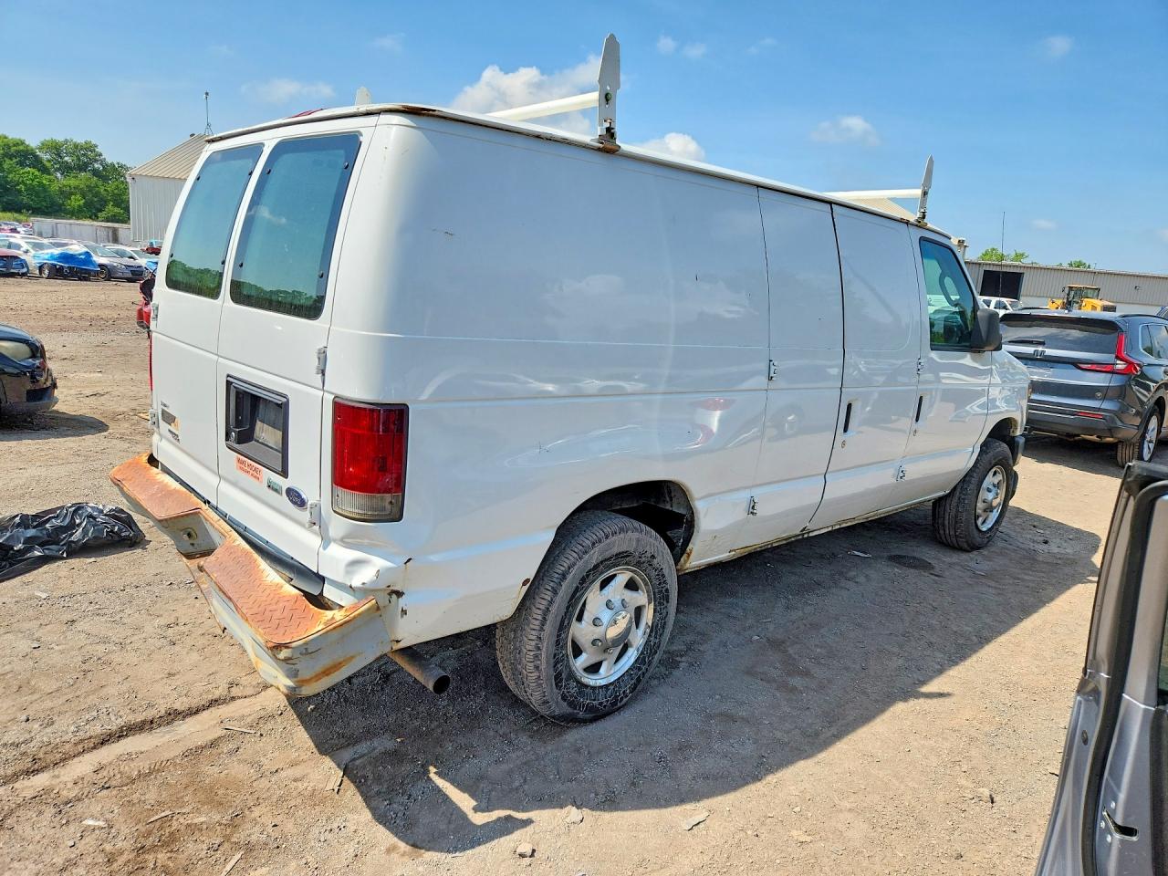 2013 Ford Econoline E250 Van White vin: 1FTNE2EW3DDA42970