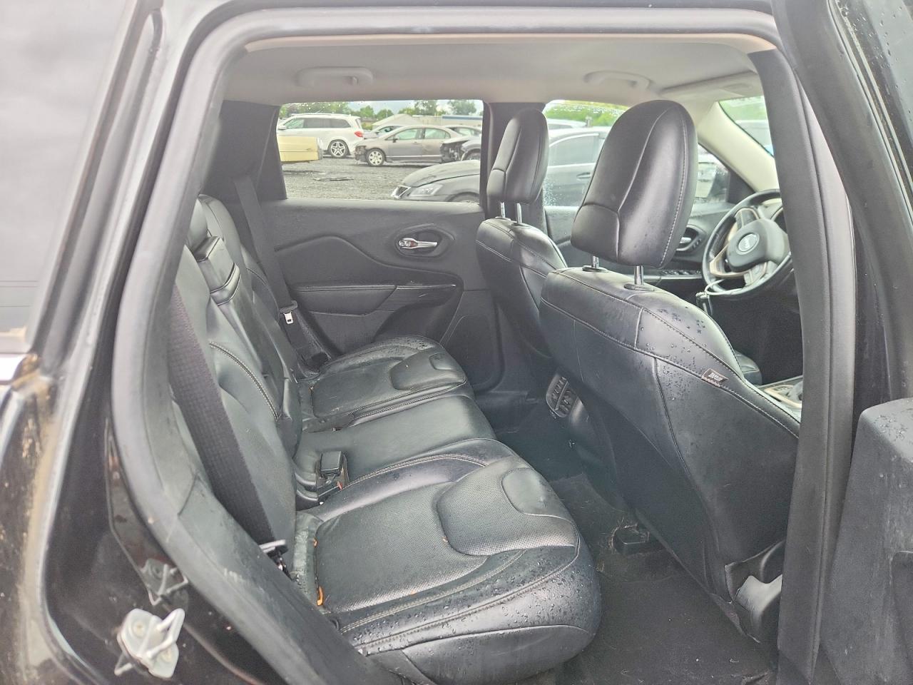 2015 Jeep Cherokee Черный vin: 1C4PJMDS4FW544523