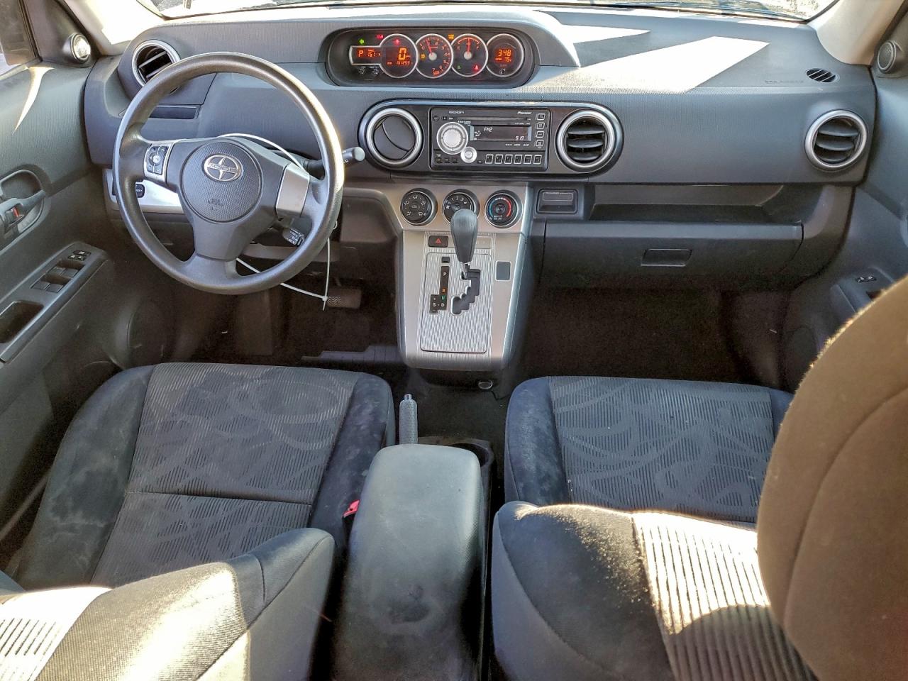 2011 Toyota Scion Xb Purple vin: JTLZE4FE6B1123449