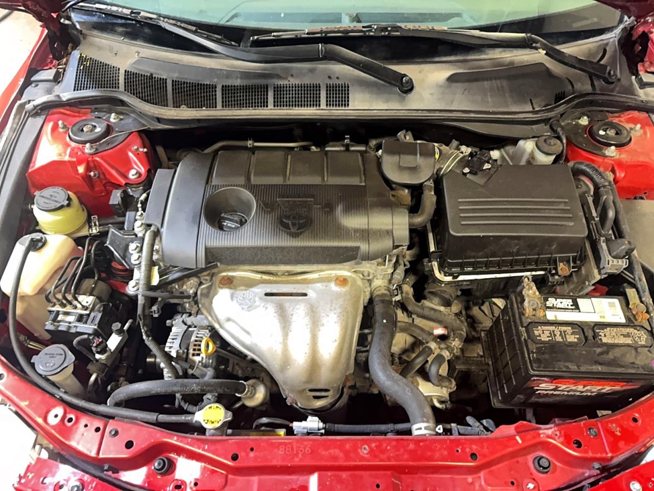 2011 Toyota Camry Le Red vin: 4T4BF3EK4BR150080