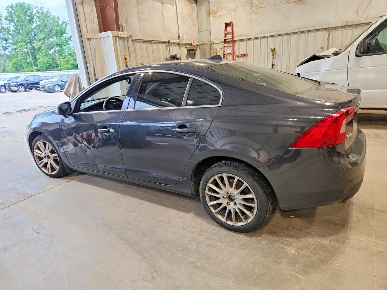 2012 Volvo S60 T6 Gray vin: YV1902FH9C2113058