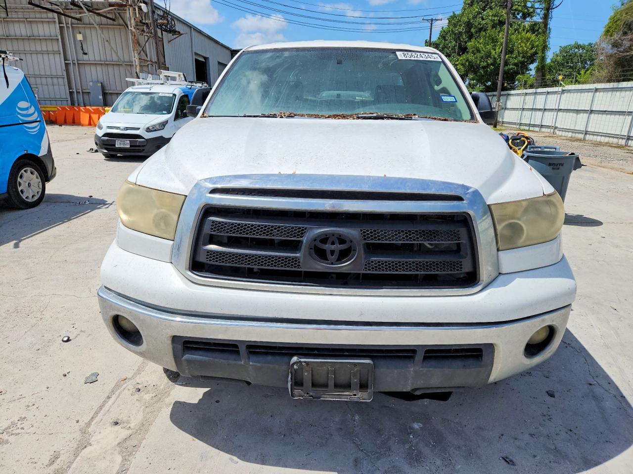 2011 Toyota Tundra Double Cab Sr5 White vin: 5TFRY5F19BX099893