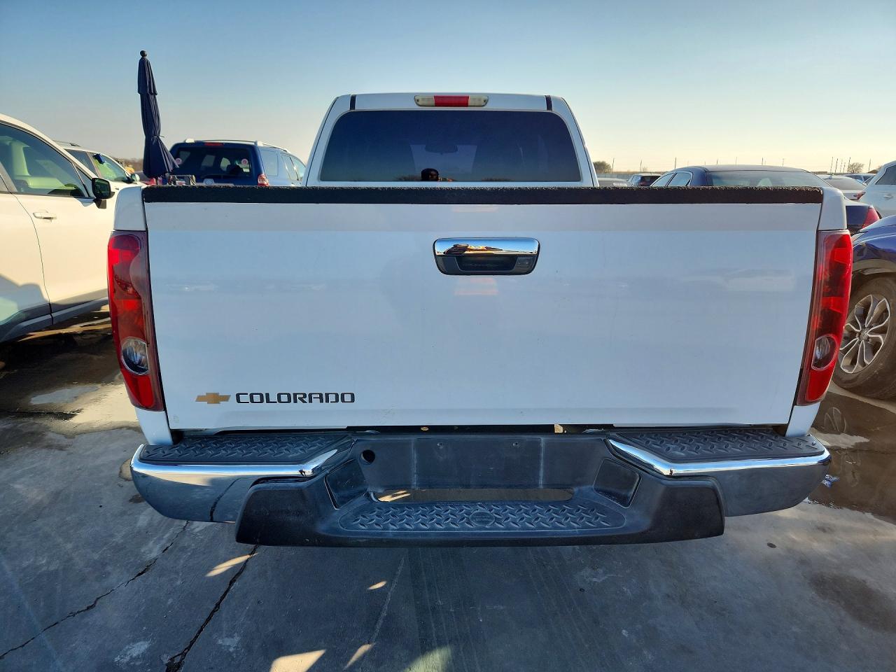 2005 Chevrolet Colorado White vin: 1GCDS198258197580