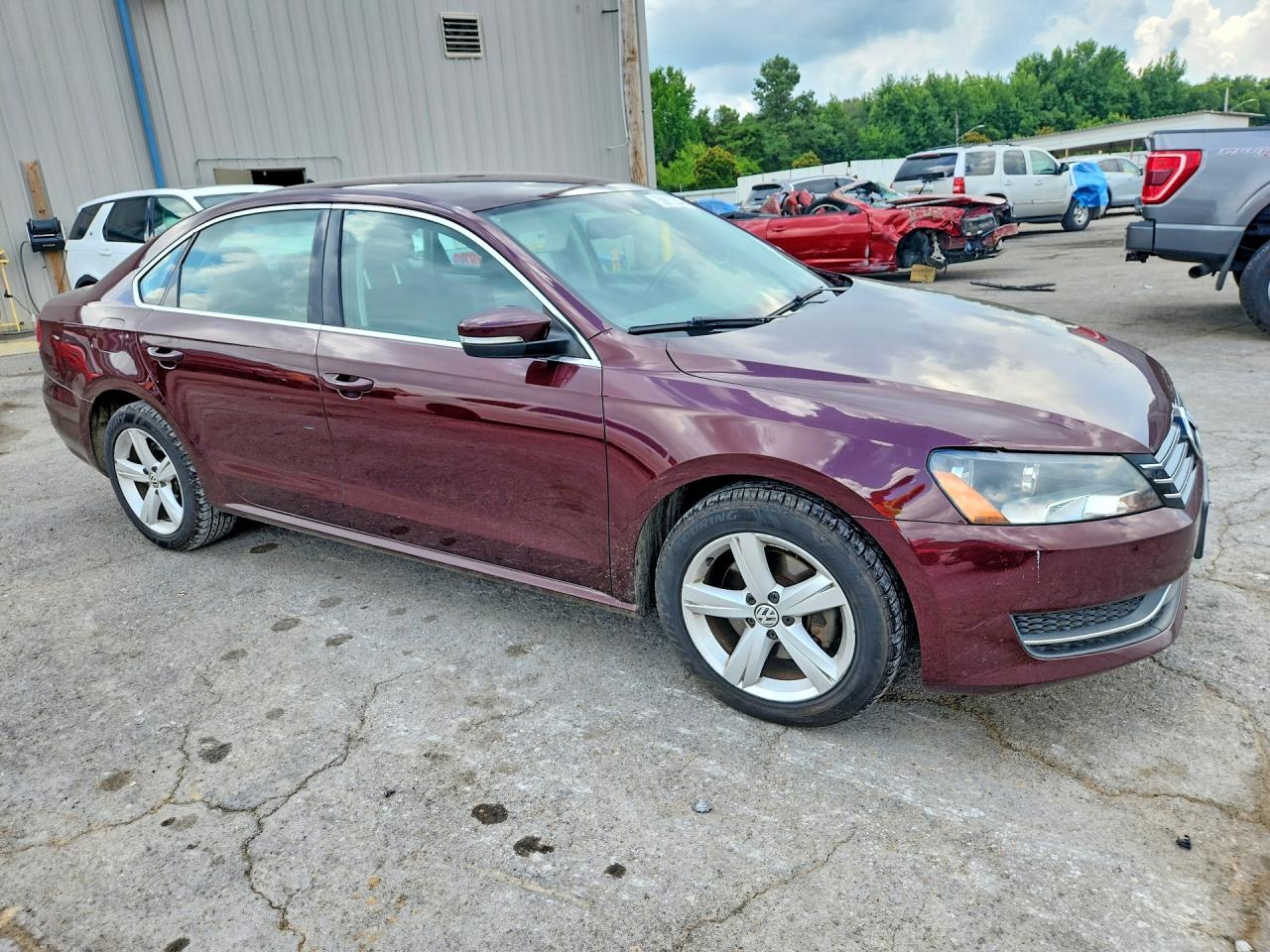 2013 Volkswagen Passat Se Темно-бордовый vin: 1VWBP7A39DC086433
