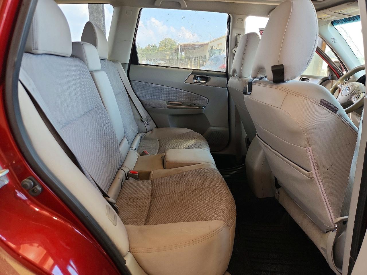 2012 Subaru Forester 2.5x Premium Red vin: JF2SHBDC4CH412270