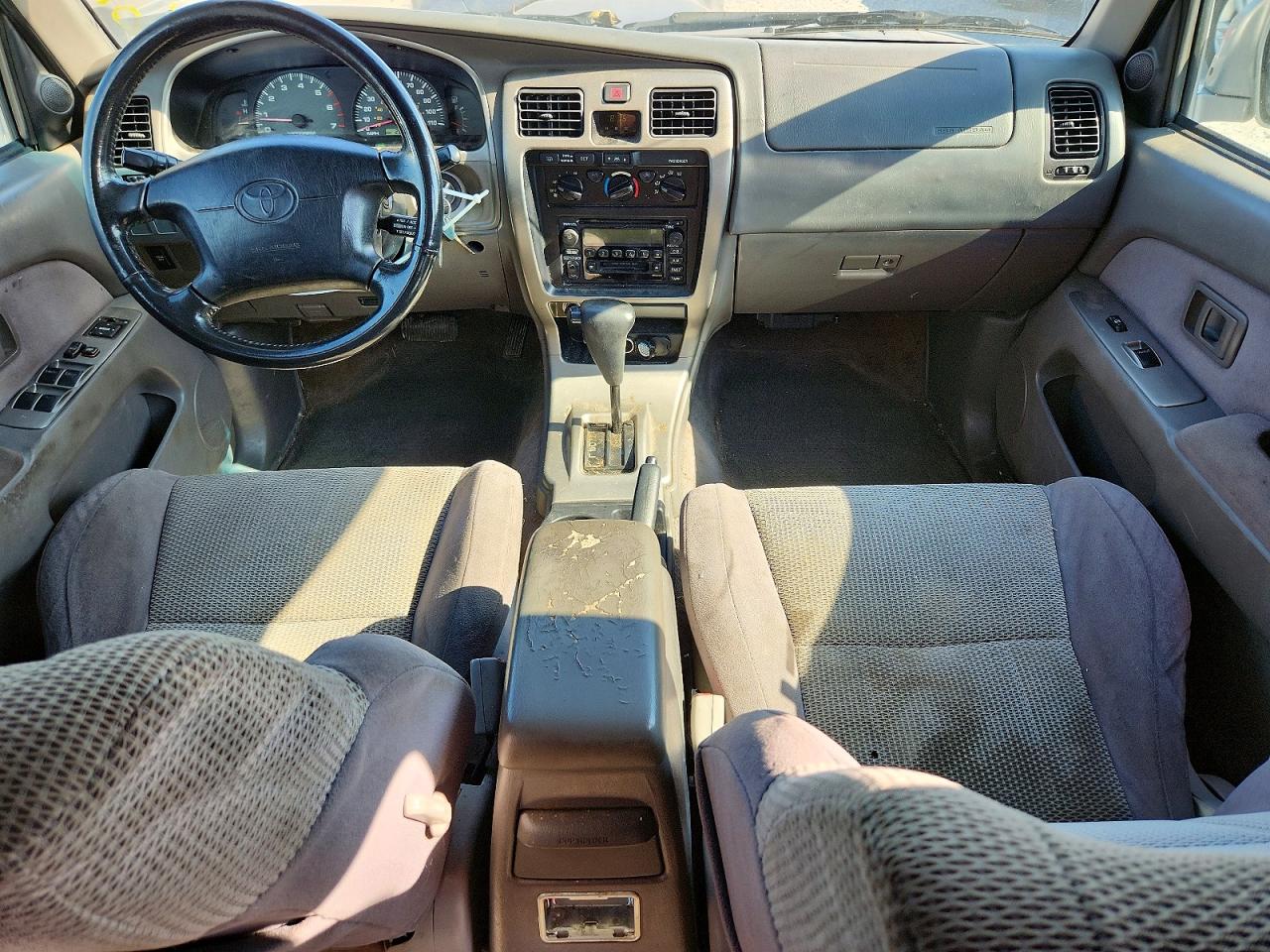 2002 Toyota 4runner Sr5 Tan vin: JT3GN86R520250331