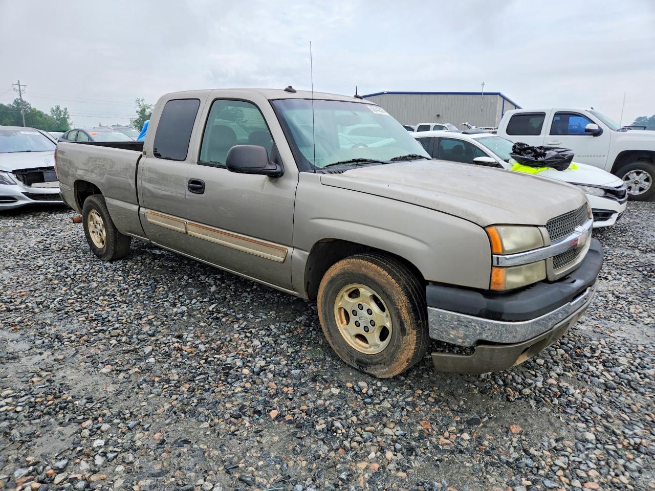 2003 Chevrolet Silverado C1500 Silver vin: 2GCEC19T431353799