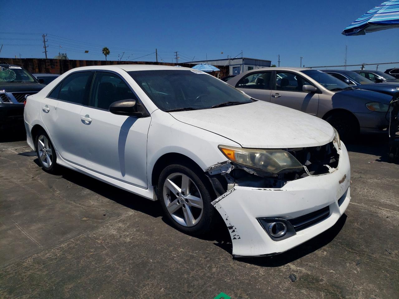 2012 Toyota Camry Se White vin: 4T1BF1FK7CU202381