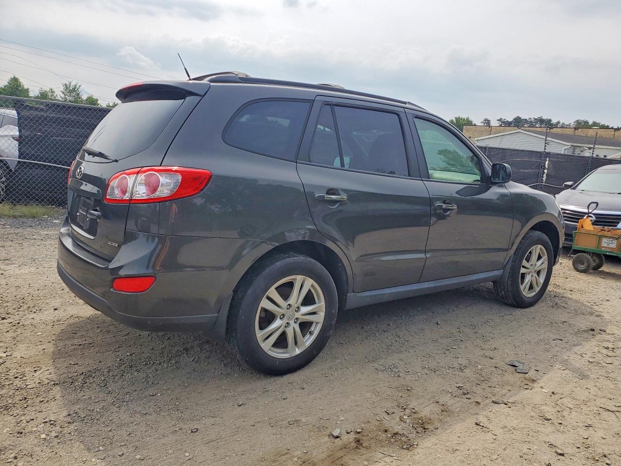 2012 Hyundai Santa Fe Limited Charcoal vin: 5XYZK3AB9CG112636