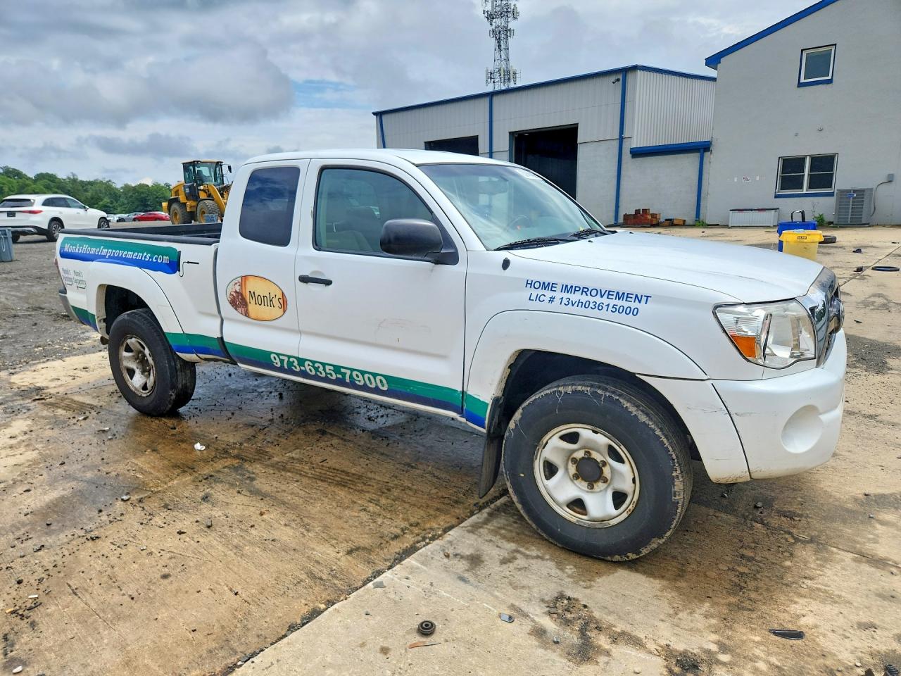 2011 Toyota Tacoma V6 White vin: 5TFUU4ENXBX002852