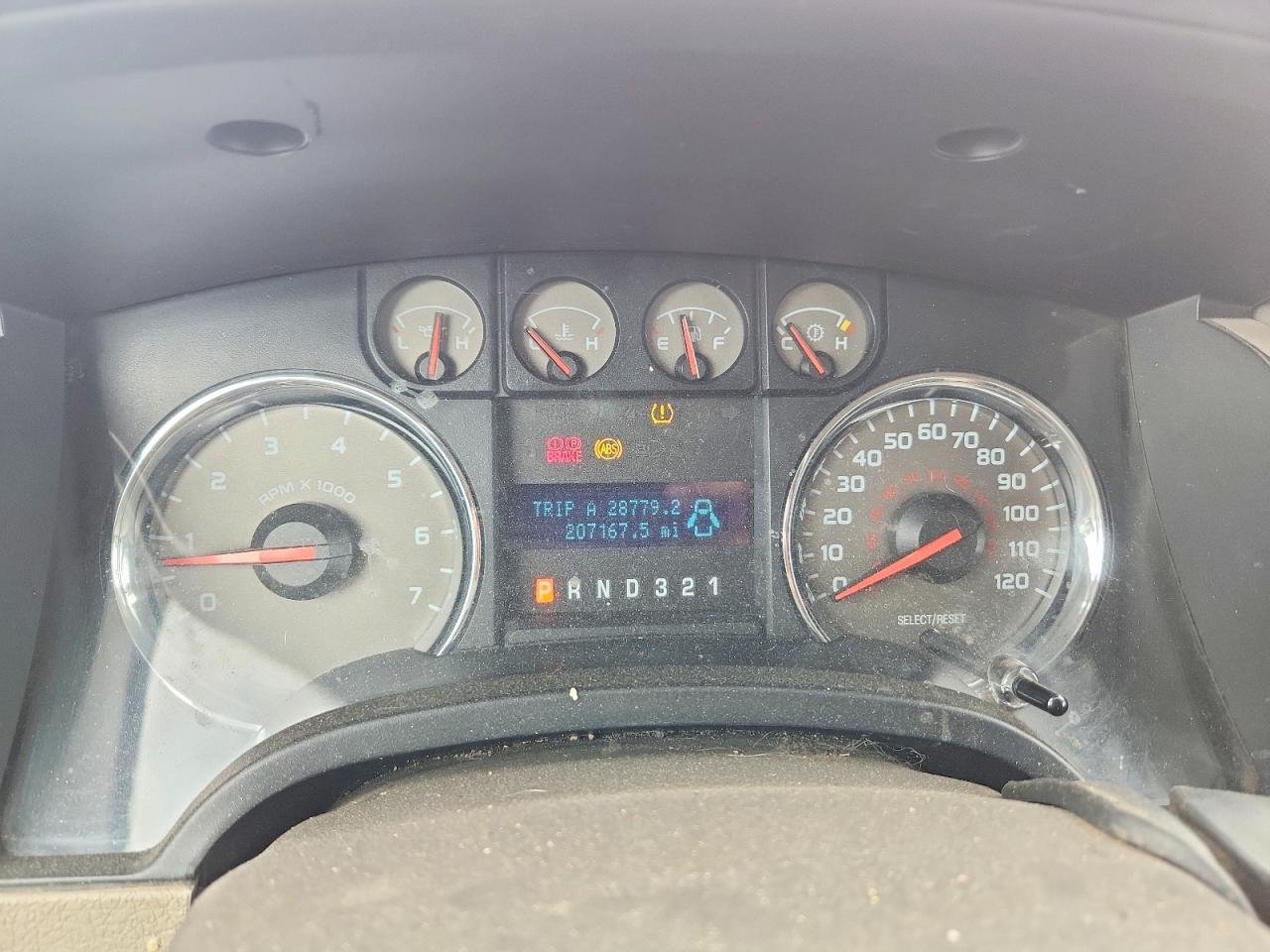2010 Ford F150 Super Cab Red vin: 1FTFX1EV2AFA60182