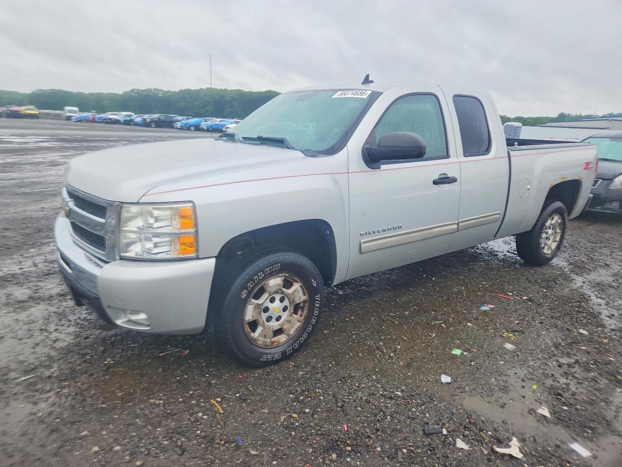 2011 Chevrolet Silverado K1500 Lt Silver vin: 1GCRKSE31BZ205888