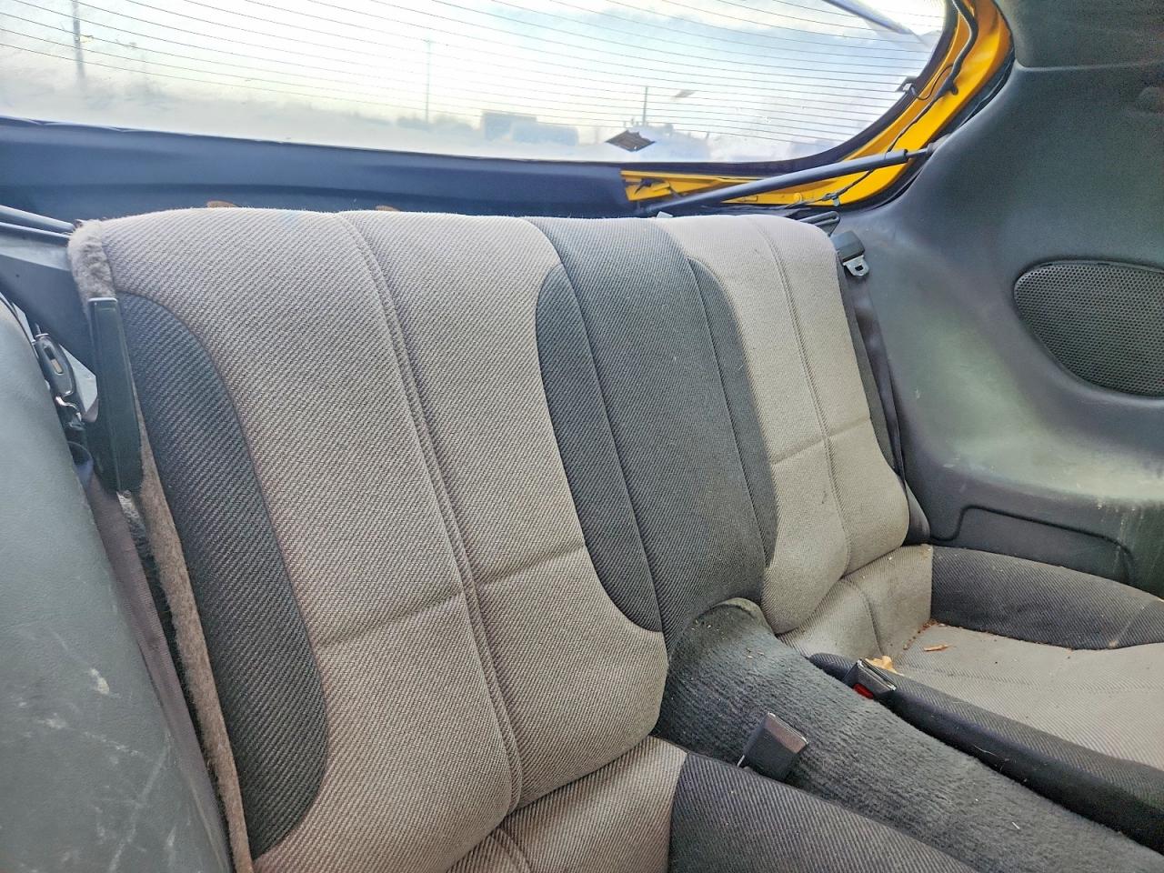 1994 Chevrolet Camaro Z28 Yellow vin: 2G1FP22P5R2148371