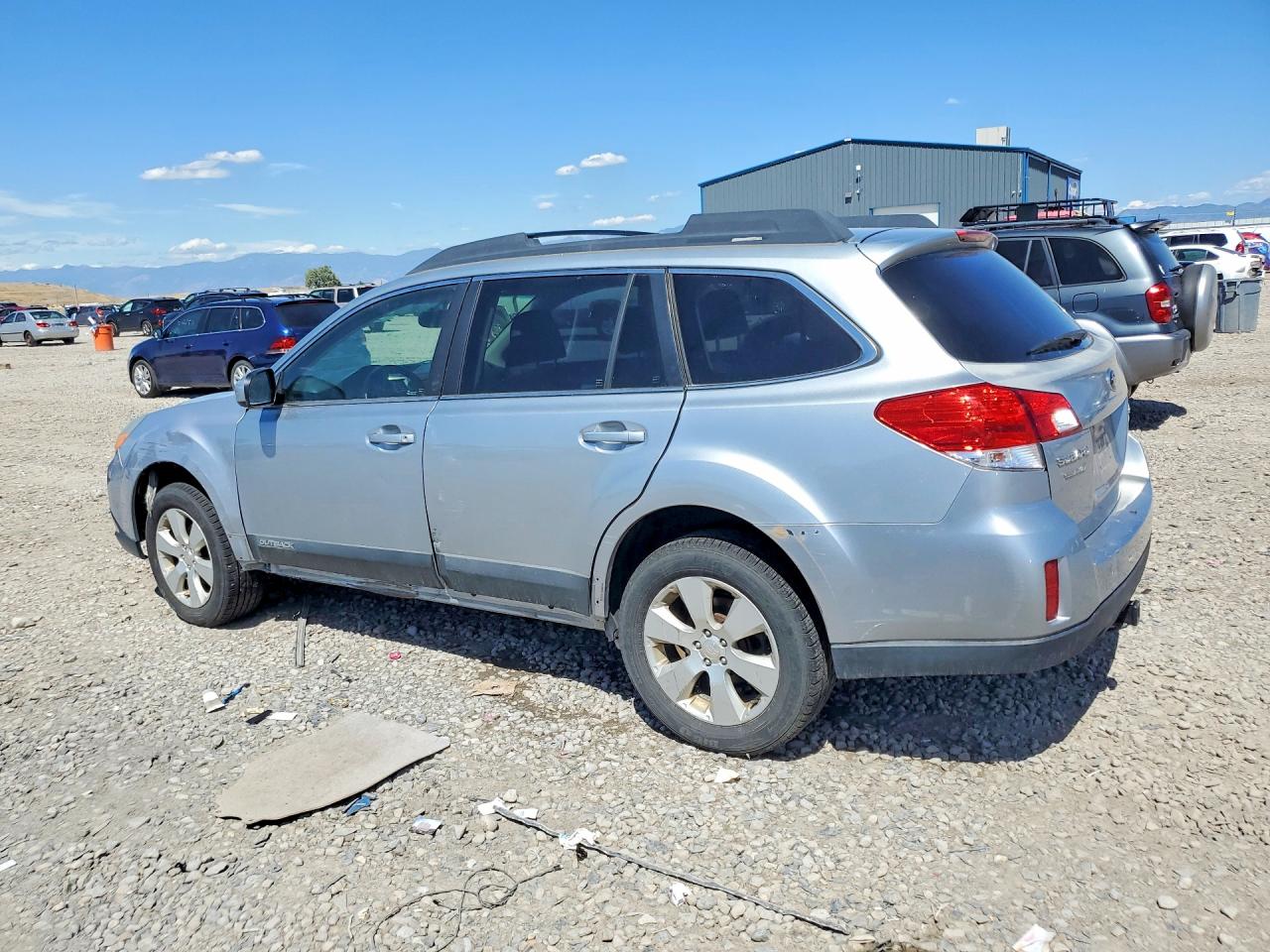 2012 Subaru Outback 2.5i Premium Silver vin: 4S4BRBGC0C3292628