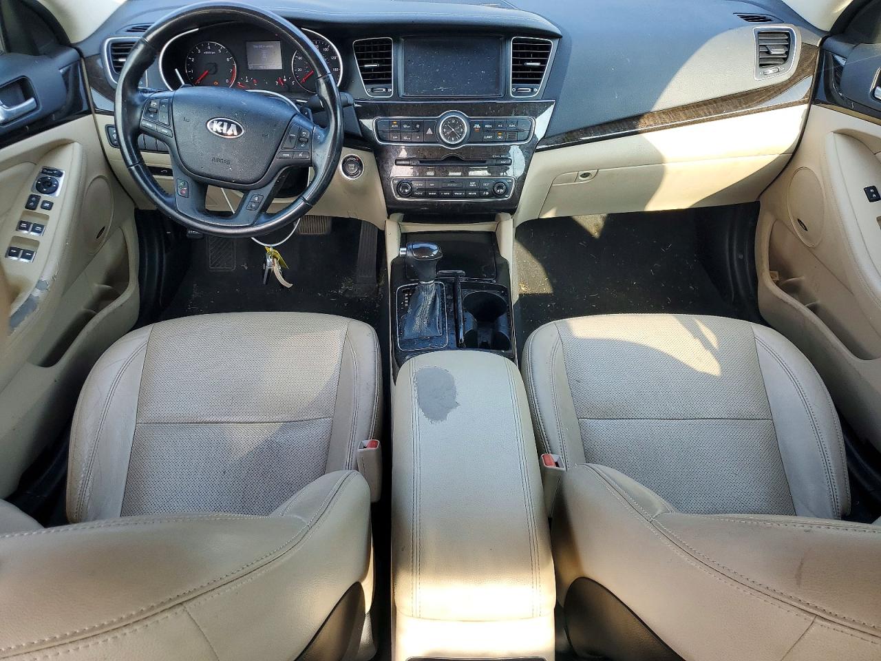 2014 Kia Cadenza Premium Black vin: KNALN4D70E5137931