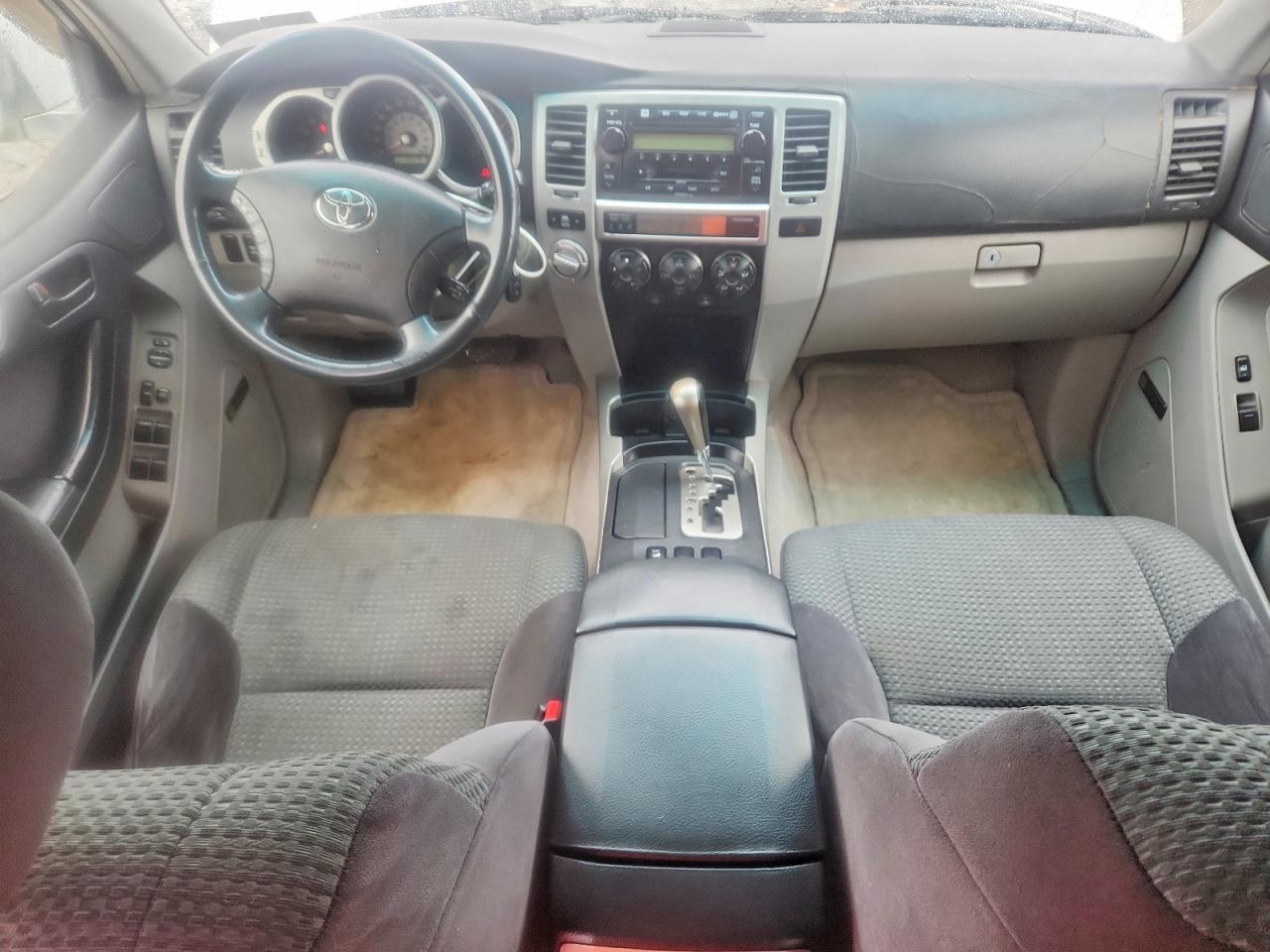 2004 Toyota 4runner Sr5 Silver vin: JTEBU14RX40039837