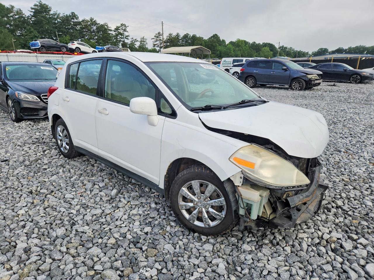 2008 Niss Versa S White vin: 3N1BC13E38L427509