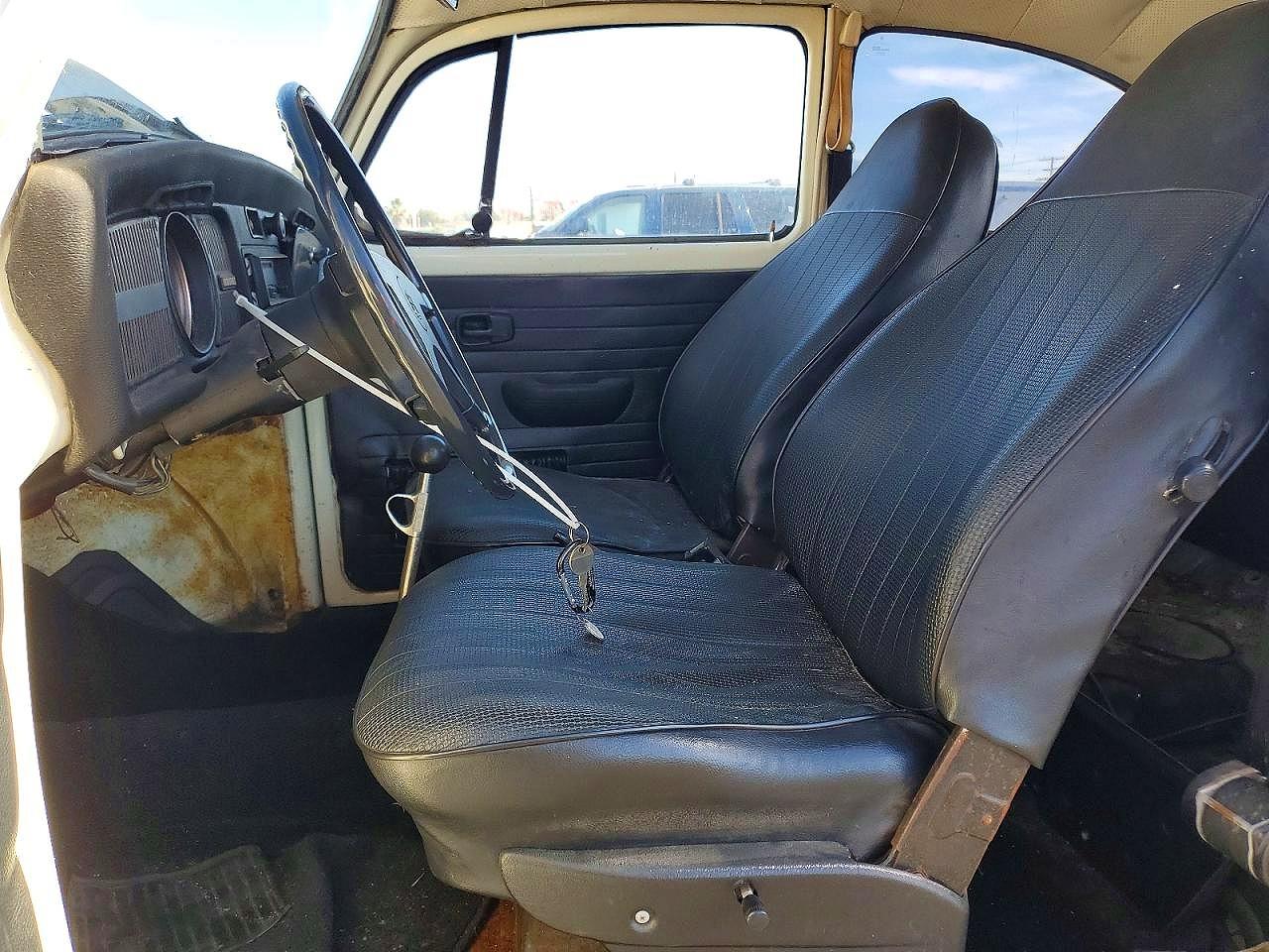 1973 Volkswagen Beetle White vin: 1132021914