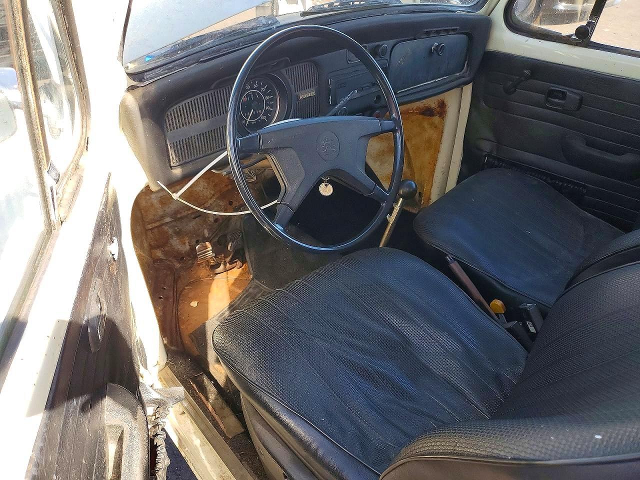 1973 Volkswagen Beetle White vin: 1132021914