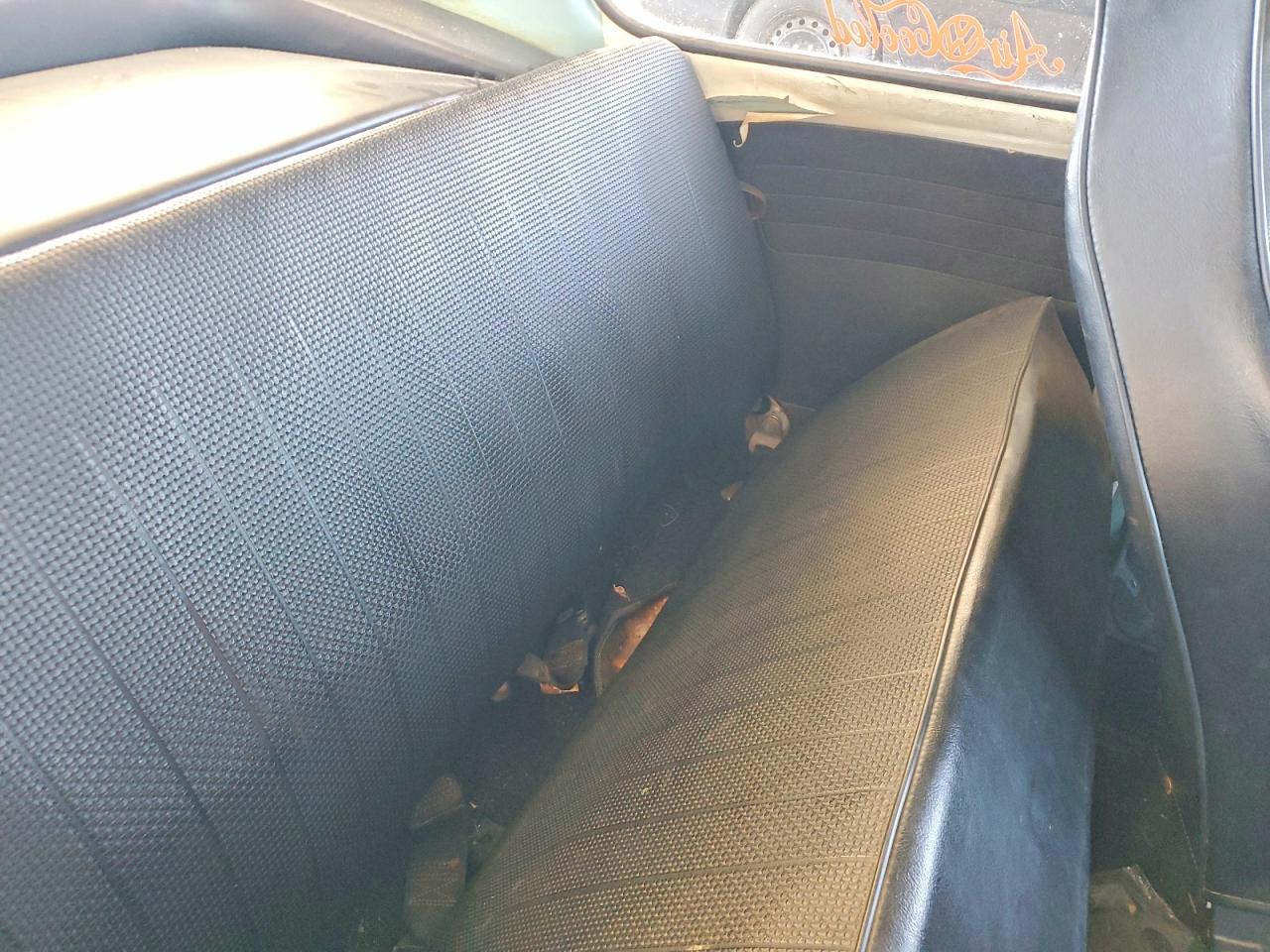 1973 Volkswagen Beetle Двухцветный vin: 1133009773