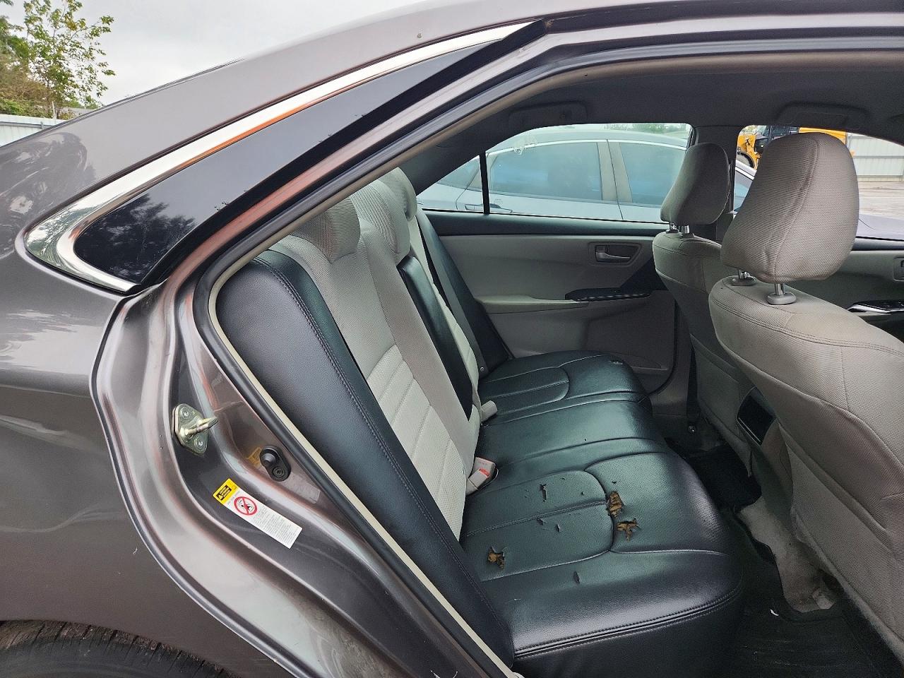 2015 Toyota Camry Le Серый vin: 4T4BF1FK8FR454196